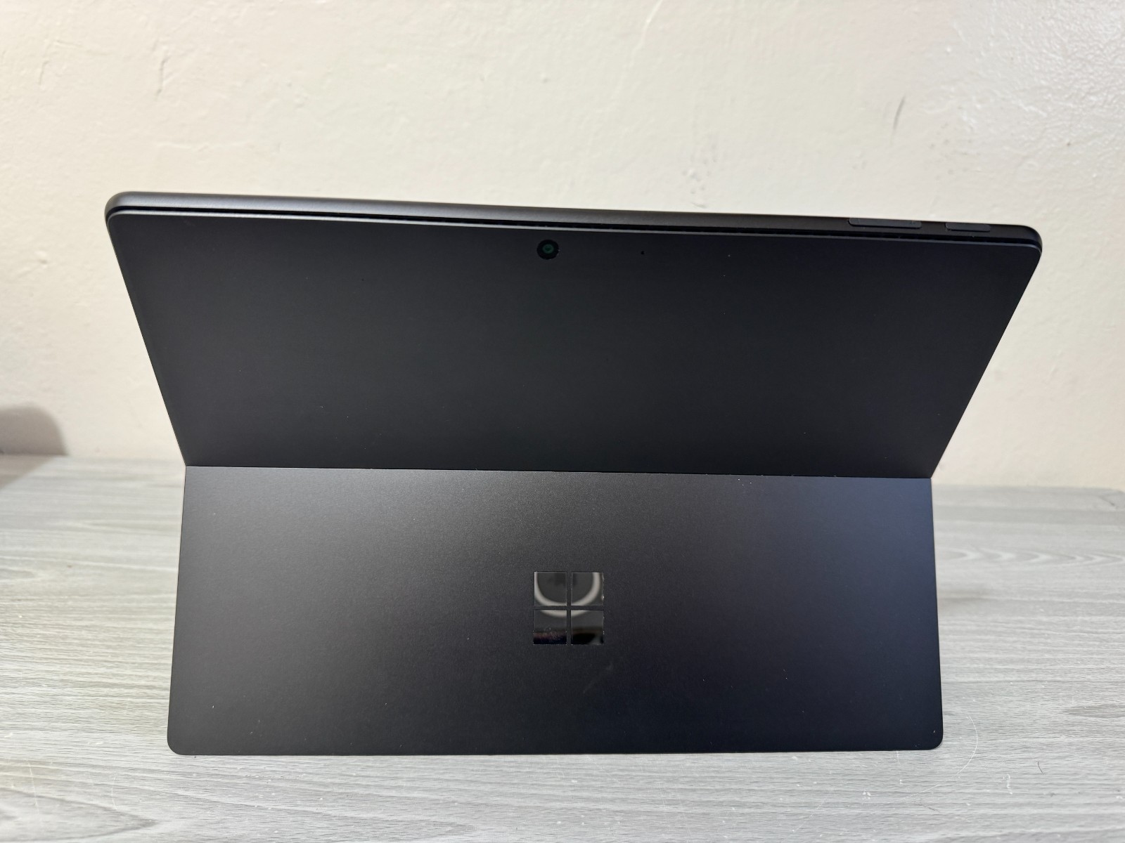 2TB Microsoft Surface Pro 9th 16GB RAM 2TB Intel i5 12th BUNDLE LOT (Read Desc)