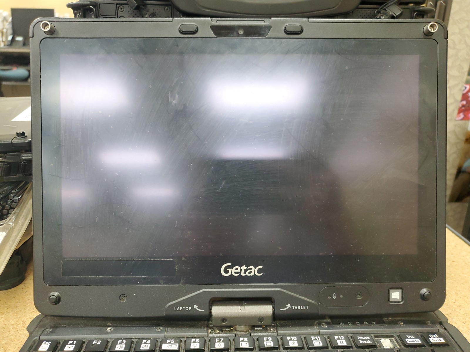 GETAC V110 Laptop Tablet Touch Screen i5-4300U 1.90GHz 8gB No HDD 9990hrs