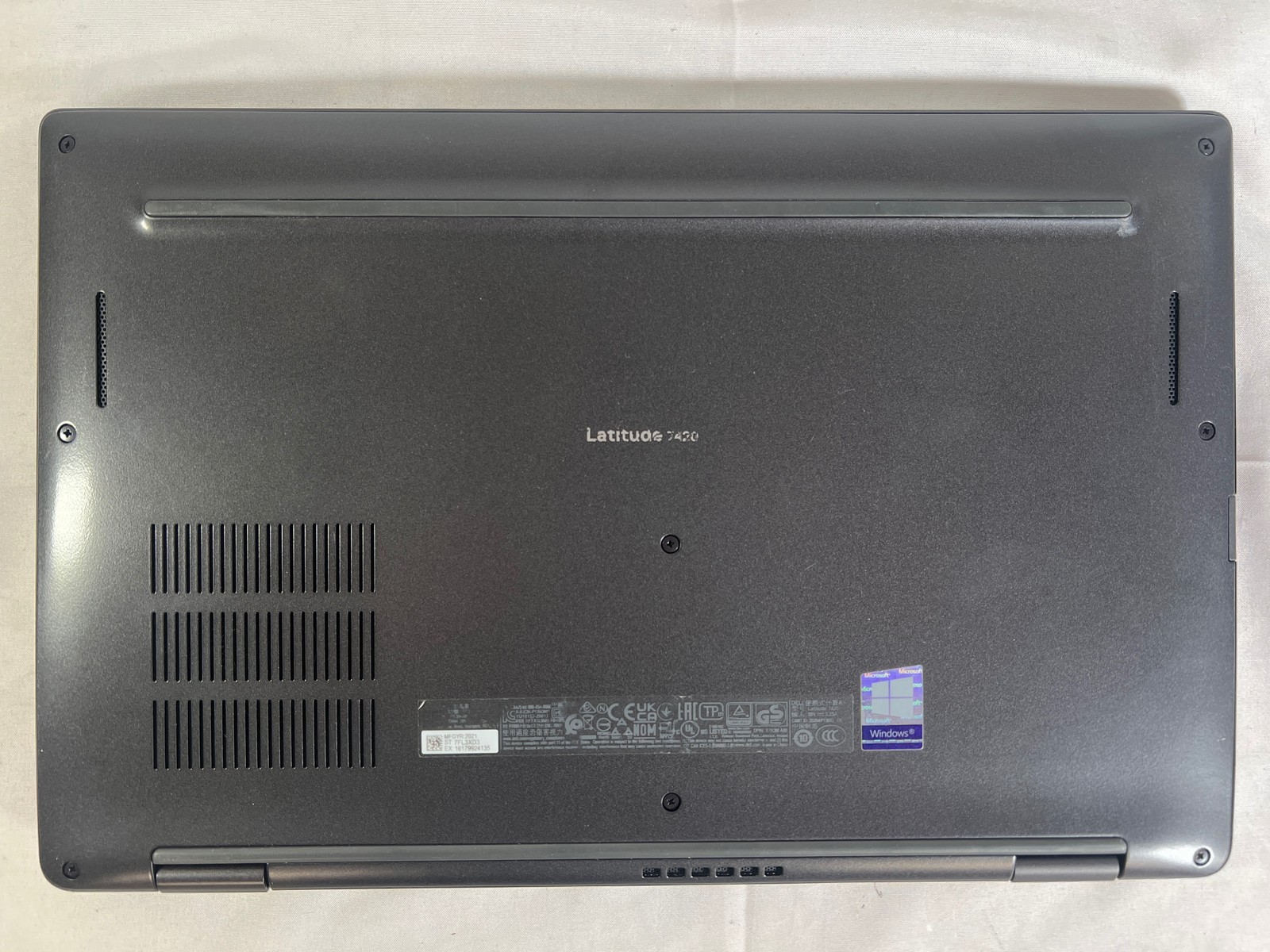 Dell Latitude 7420 Intel Core i7-1185G7 @ 3.00GHz 16 GB 256GB SSD 14″