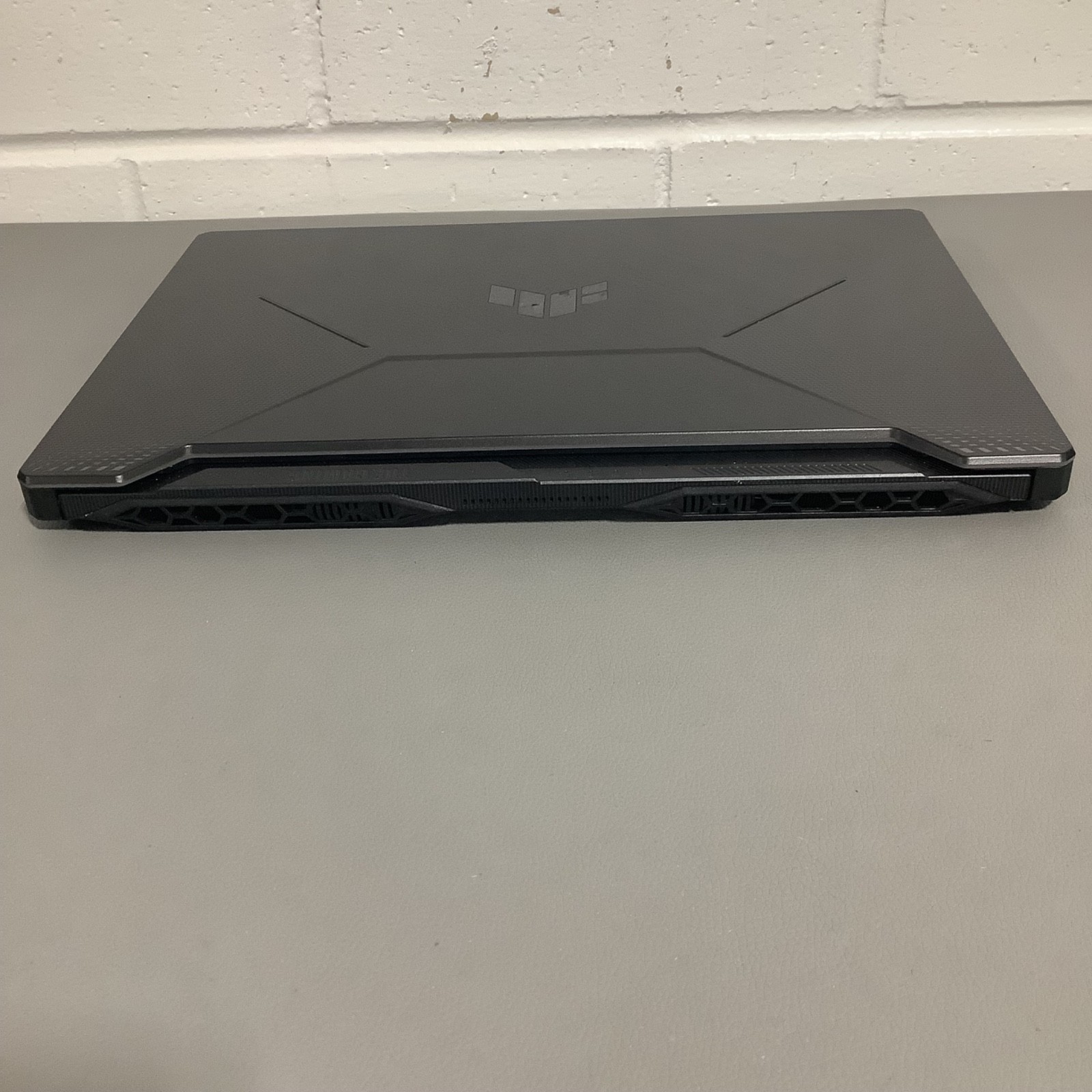 Asus TUF Gaming A15- (8GB 954GB SSD) AMD Ryzen 5 7535HS with Radeon Graphics