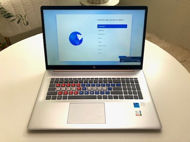 HP Laptop 17.3″ (Intel, 12GB RAM, 256GB SSD) HP (17-CN0001TG) perfect condition