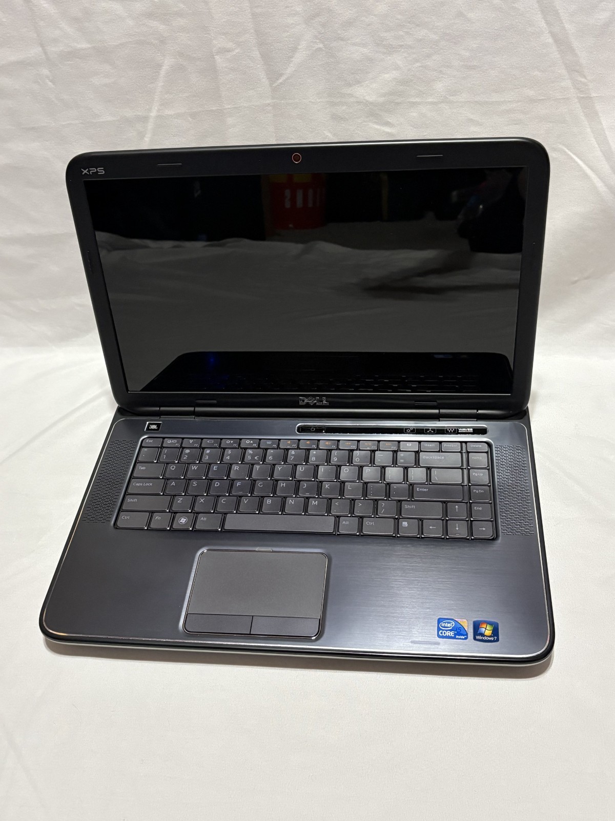 Dell Laptop XPS L501X with Power Supply – No HDD. Weak Battery. Working.