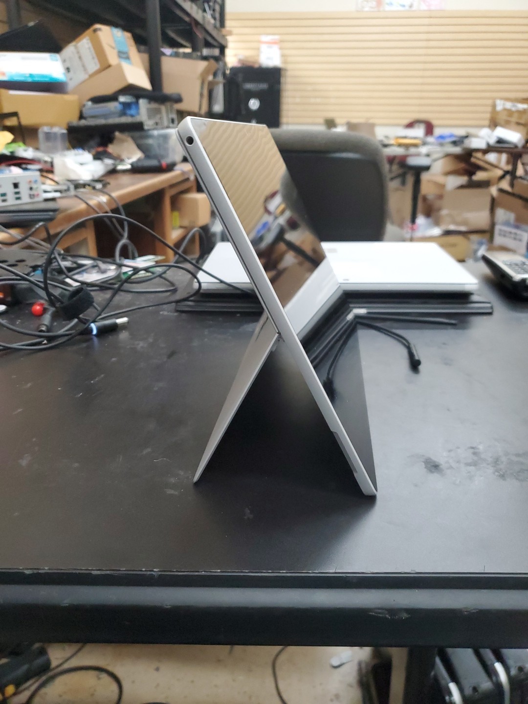 Microsoft Surface Pro (M3-7Y30, 4gb RAM 128gb SSD, W11Pro) 111225-6