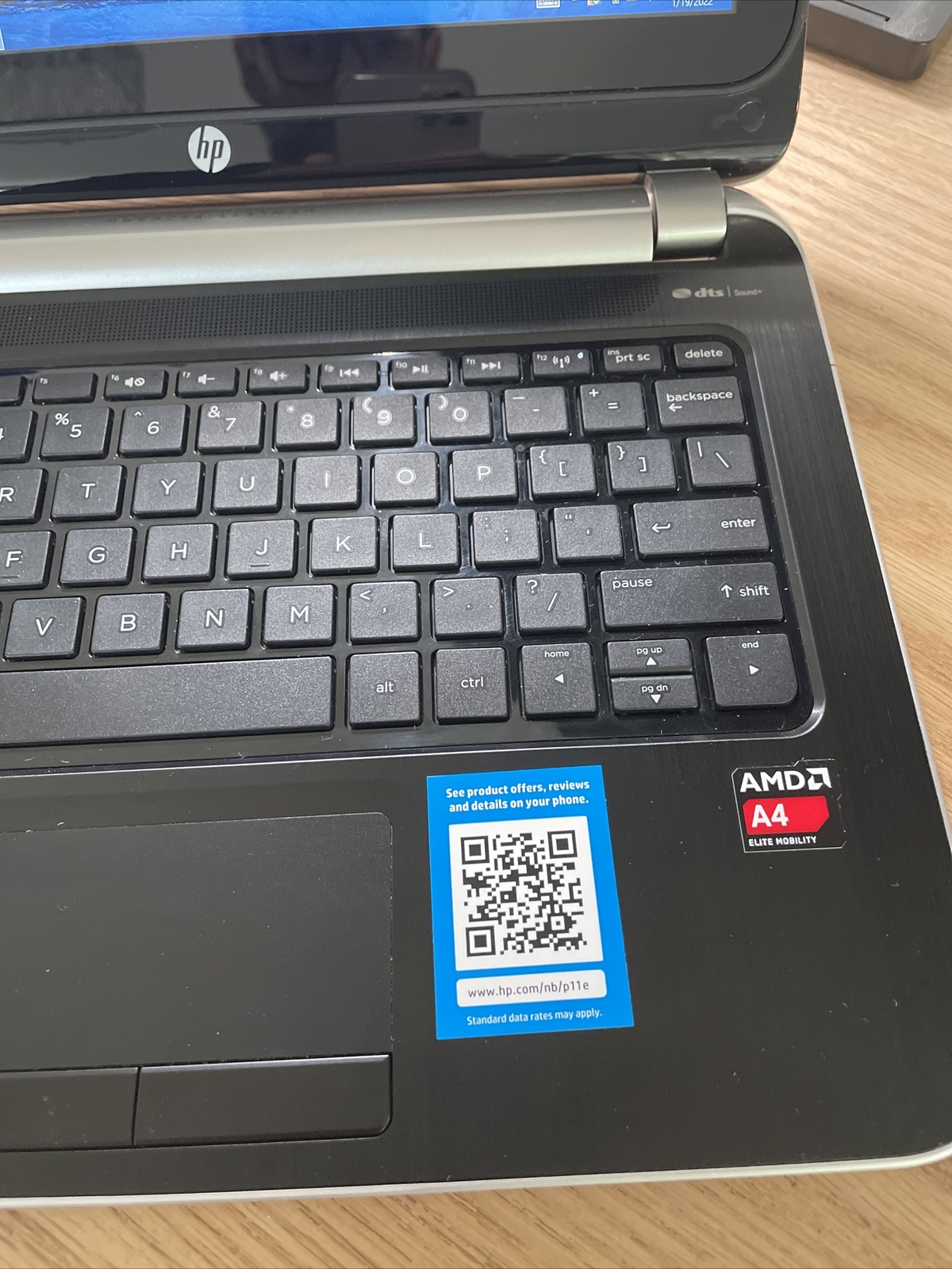 HP Pavilion TS AMD A4-1250 APU @1.0 GHz, 4 GB RAM, 500GB HDD, Touch, WIN 8.1