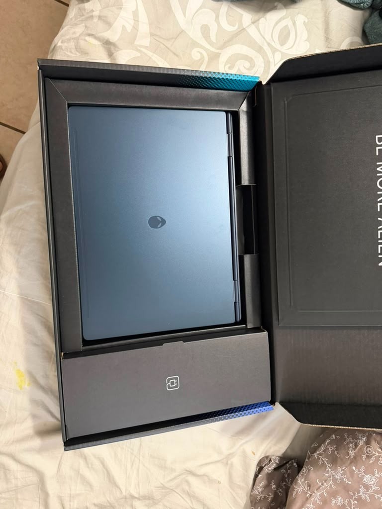 Alienware Aurora 16 WQXGA