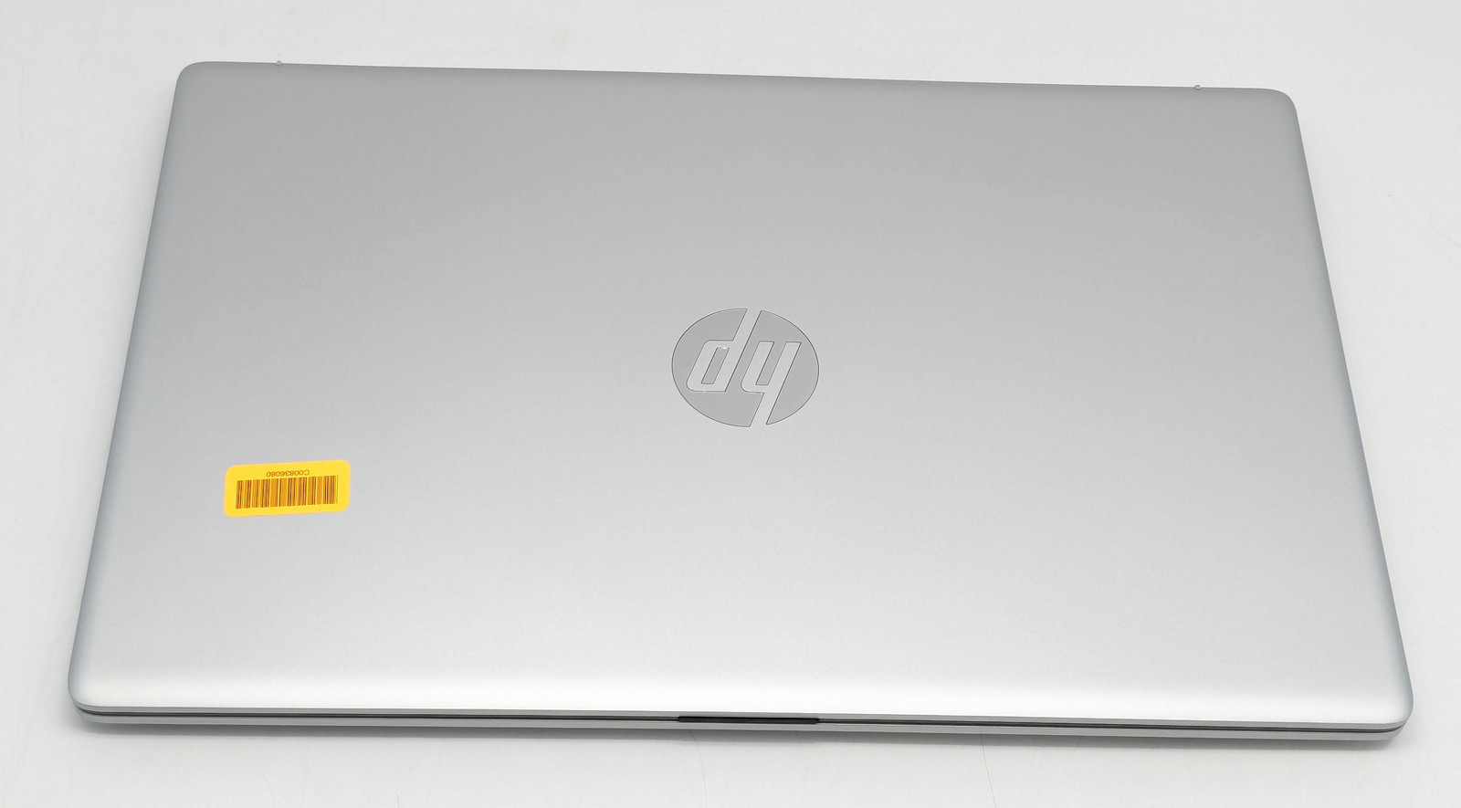 HP Laptop 17-cp2025dx 17.3″ AMD Ryzen 5 7520U 8GB DDR5 512GB SSD Windows 11 Home