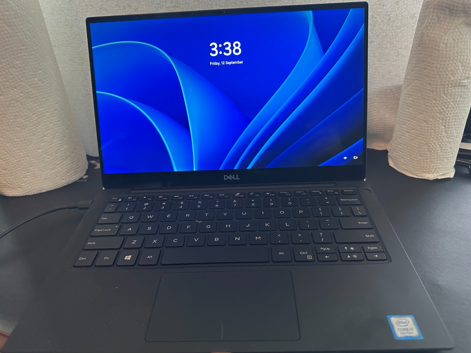 Dell XPS 13 9380 13.3″ 4K TOUCH – i7-8565U CPU✔16GB RAM✔256GB SSD✔WIN 11 93802
