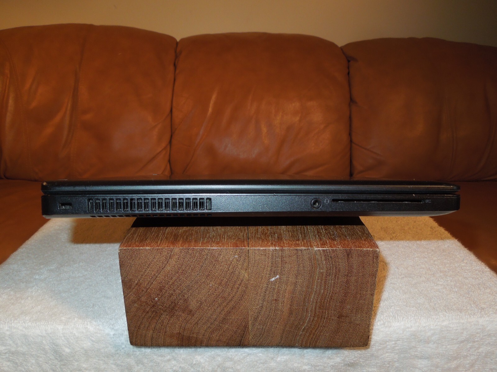 Dell Latitude E5550 Laptop Computer -15.6″Screen -Windows 10 -128GB SSD -4GB Ram