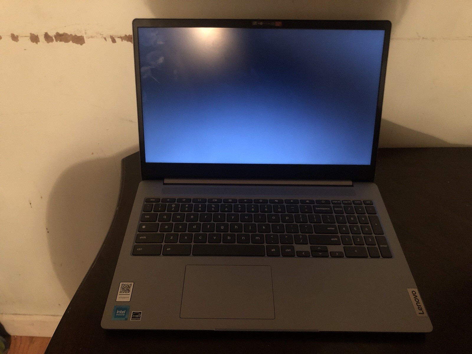 Lenovo – IdeaPad 3i Chromebook 15.6″ Full HD Laptop – Intel Celeron 2021 – 4G…