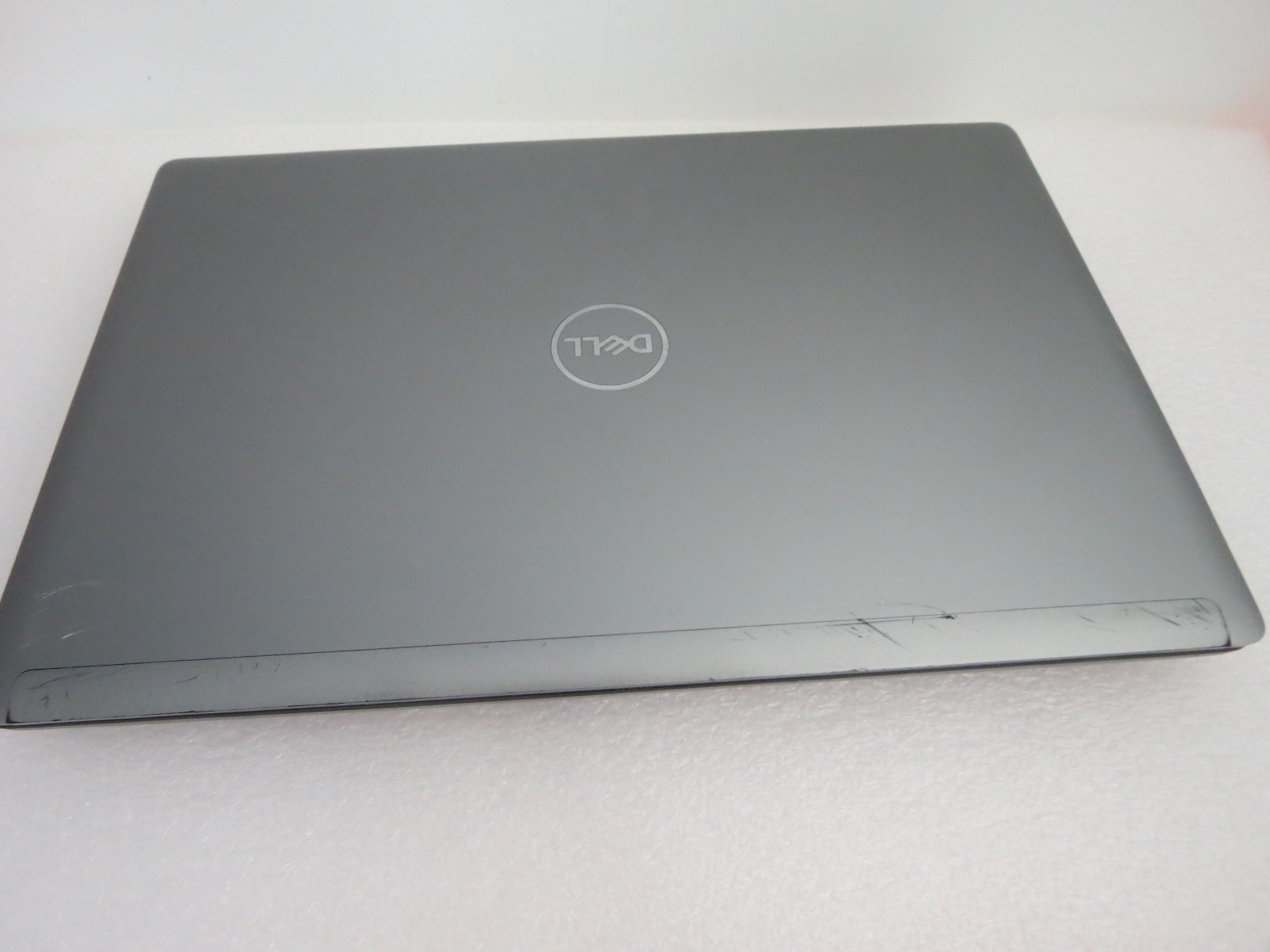 Dell Precision 7550 15.6″ (512GB SSD, Intel Core i9-10885H, 2.4GHz, 16GB RAM)