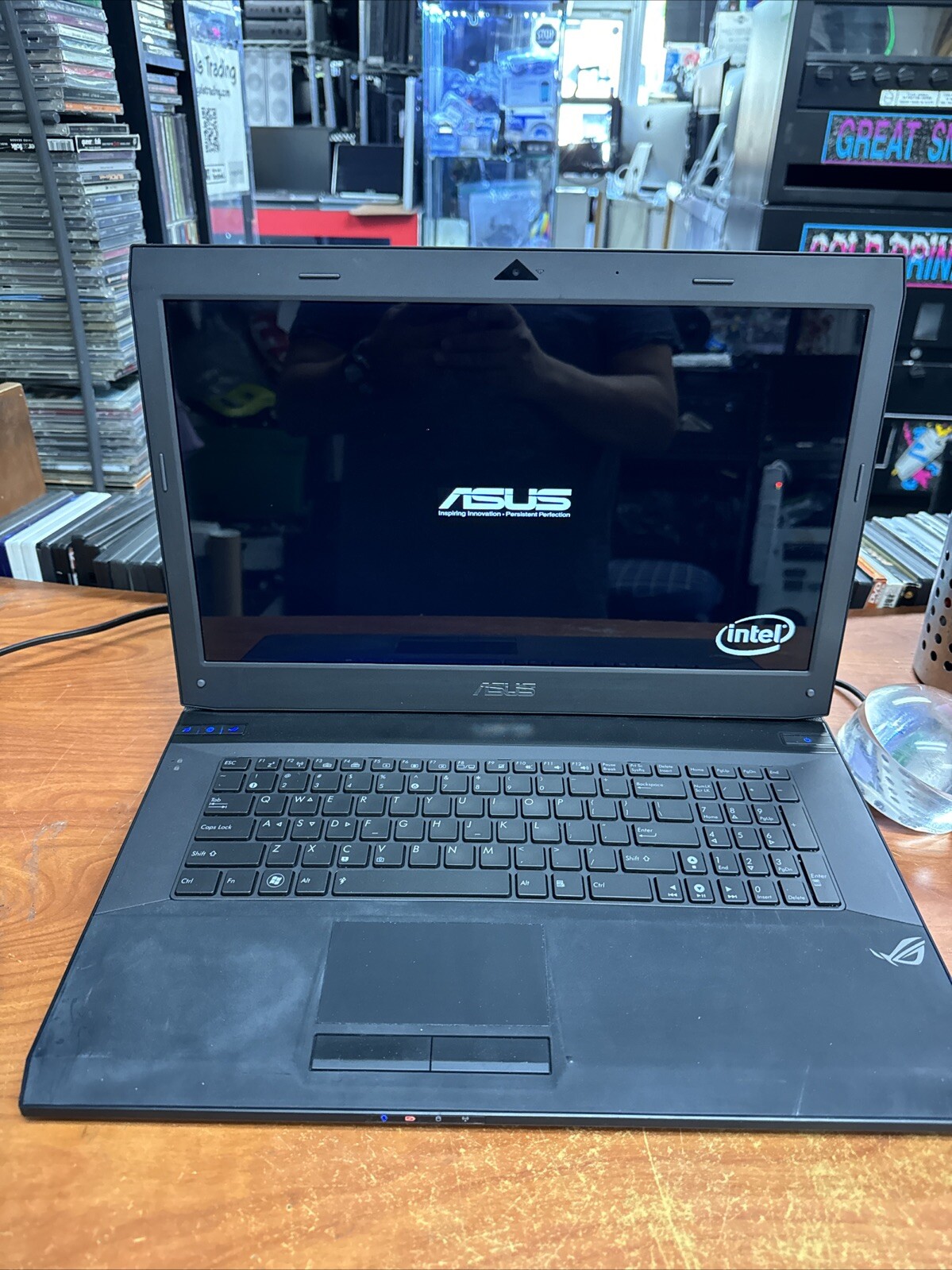 ASUS G73SW Blu-ray Drive Quad i7 @2.30GHz w/GTX460M |8G |NO HHD |BIOS PASSWORD |