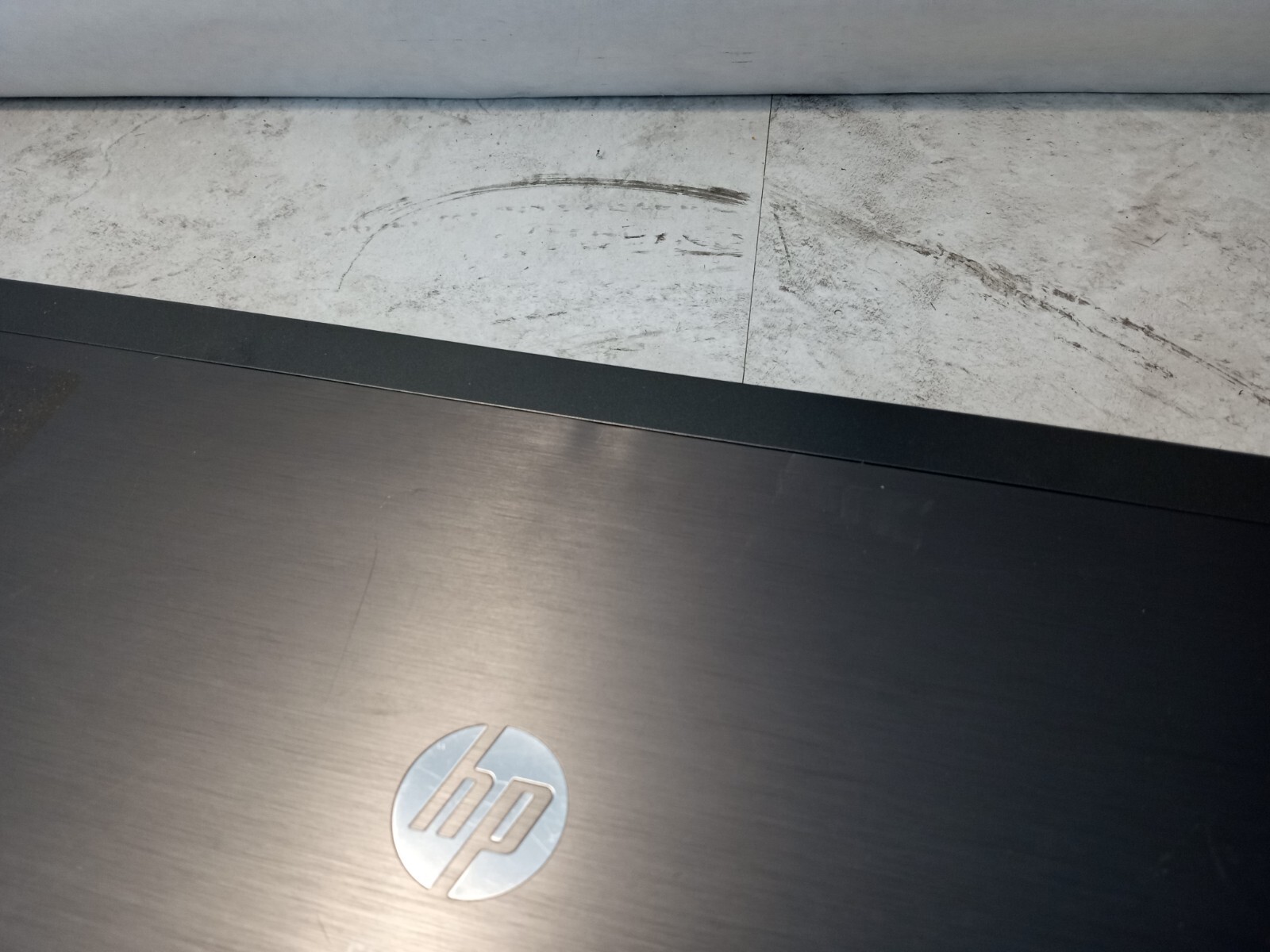 HP EliteBook 8540w 15″ Laptop i7 2.67GHz 2GB RAM Nvidia GFX -LINES IN SCREEN -RR