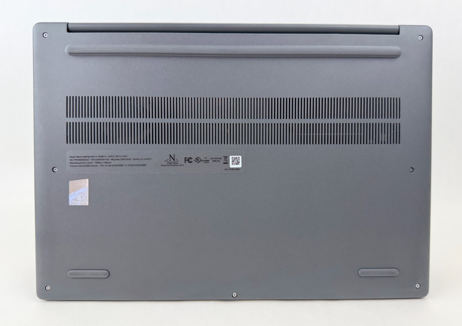 Lenovo IdeaPad Slim 3x 15Q8X10 15.3″ WUXGA Touch Snapdragon X 16GB 1TB SSD W11H