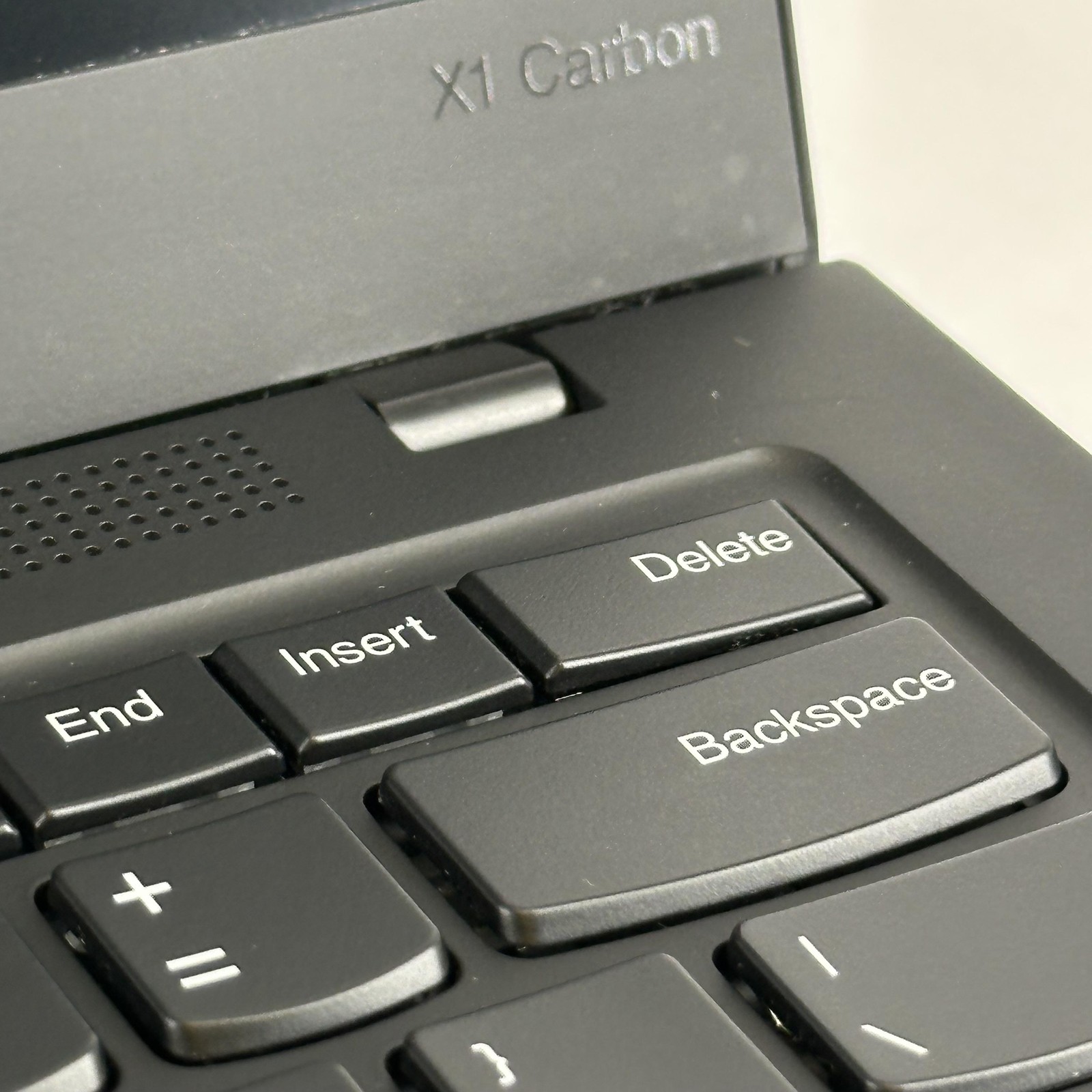 Lenovo ThinkPad X1 Carbon Gen 8 14 FHD i7-10610U 1.8GHz 16GB 512GB SSD Loose Key