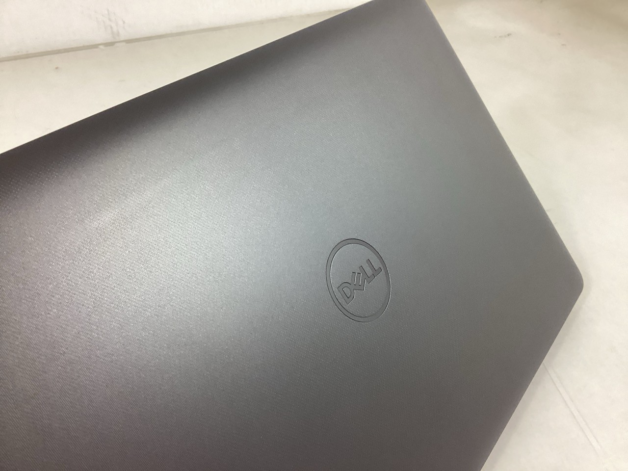 Dell Latitude 3550 15.6″ FHD i5-1345U 8GB 256GB WiFi 6E W11P – GCW0D