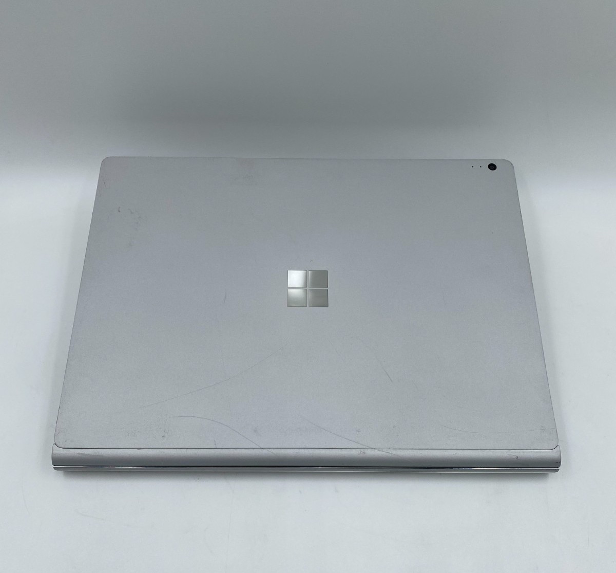 Surface Book2 1832 i5-7300U Nvidia 2.6GHZ 8GB DDR4 256GB SSD Silver FAIR/DENT