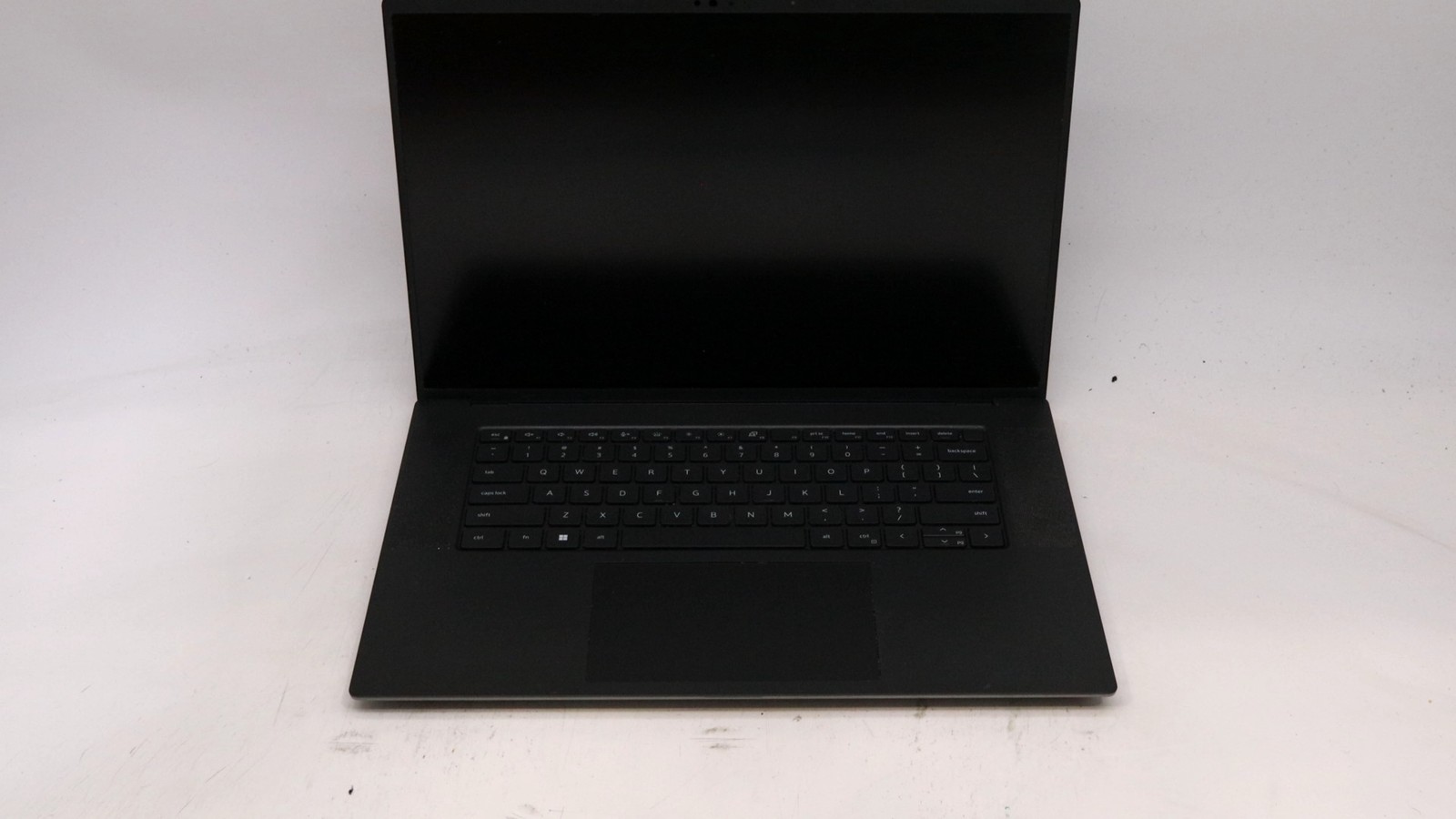 Dell Precision 5680 16″ i5-13600h 16GB 256GB – Very Good