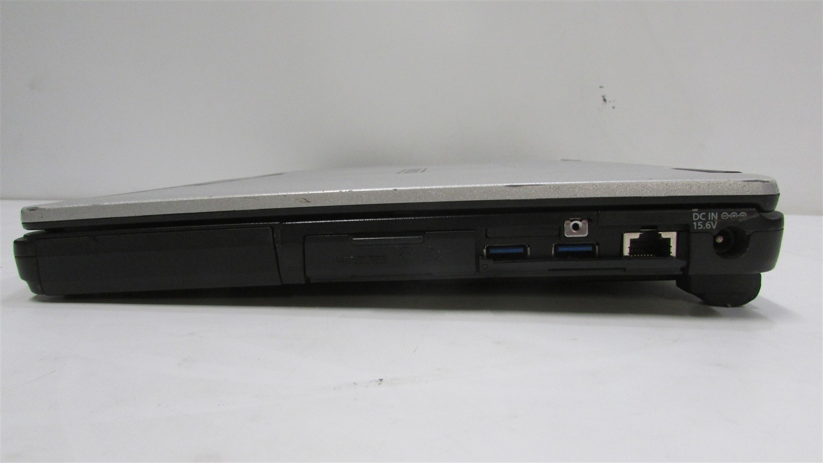 Panasonic Toughbook CF-54 MK3 i5-7300U 2.6GHz 8GB 500GB HDD 14″ W10P BIOS LK/DMG