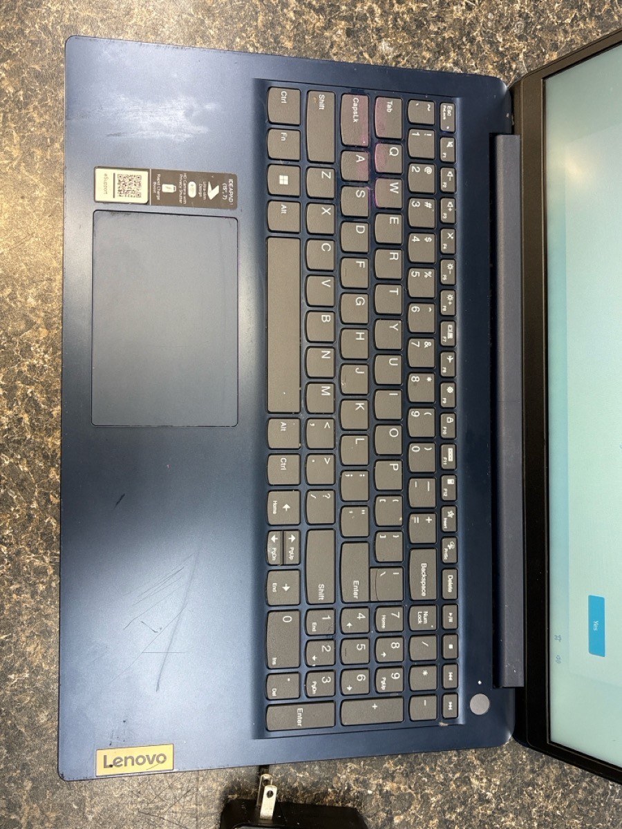 USED LENOVO IDEAPAD 1 15IAU7 LAPTOP WIN 11 256GB SSD 8GB RAM AMD (QUI005340)