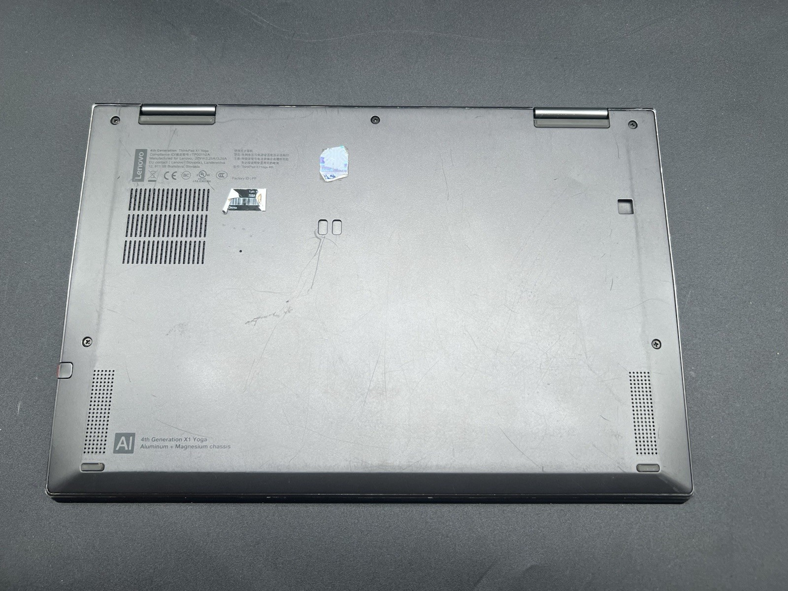 *READ* Lenovo ThinkPad X1 Yoga Gen 4 | 1.60GHz i5-8365U | 16GB LPDDR3 | NO OS