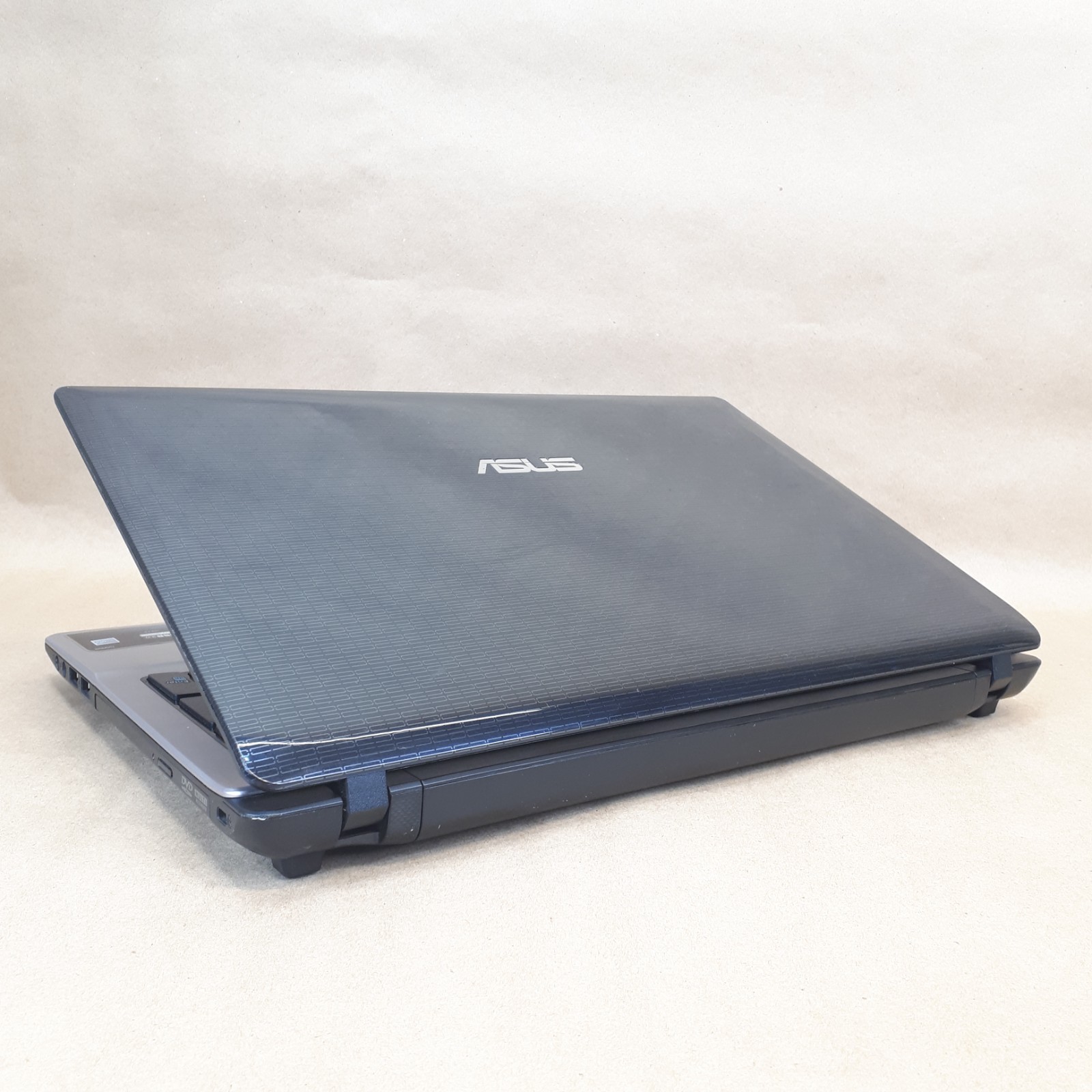 Asus X53E 15.6″ Laptop i7-2670QM 6GB RAM 750GB HDD DVD Linux Mint Cinnamon H4081