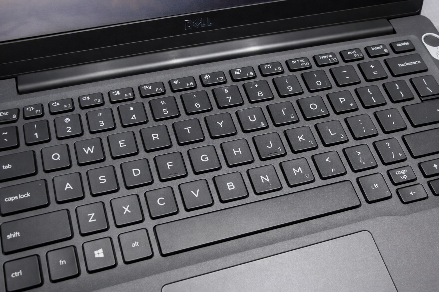 Dell Latitude 7400 i7-8665U 8GB 256GB SSD FHD Backlit Win11 Pro Laptop