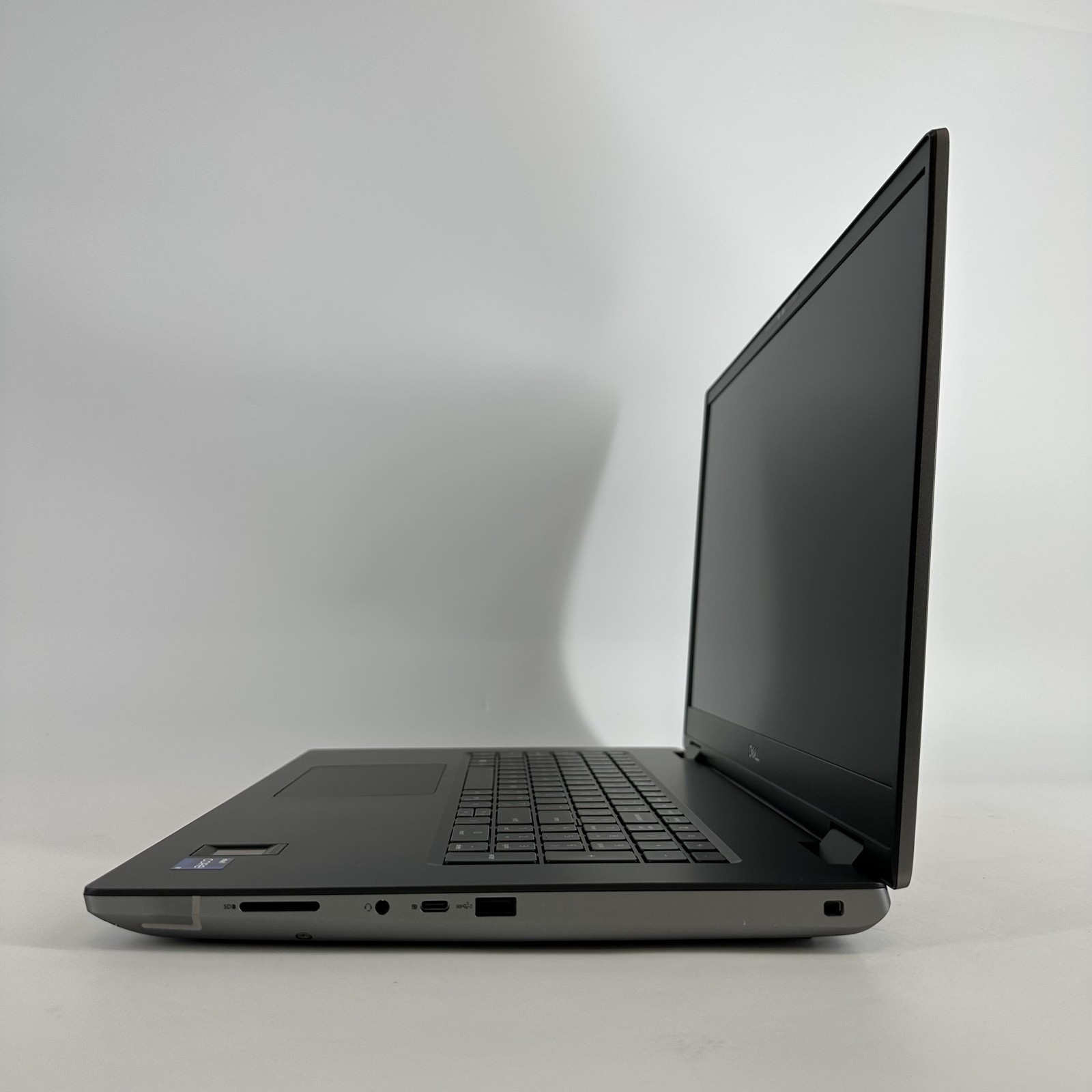 Dell Precision 7780 17.3 4K i9-13950HX 64GB 2TB/512GB RTX 3500 Ada Generation