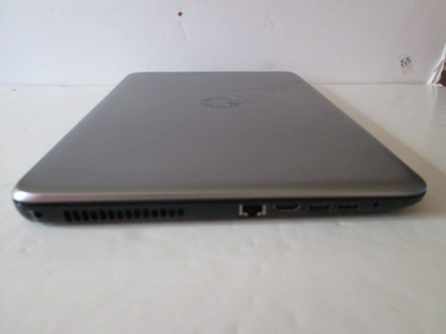 Pick up, No Ship-HP 15-afl30nr 15.6″, 128GB Slim Laptop Windows 10 ( Good Work )