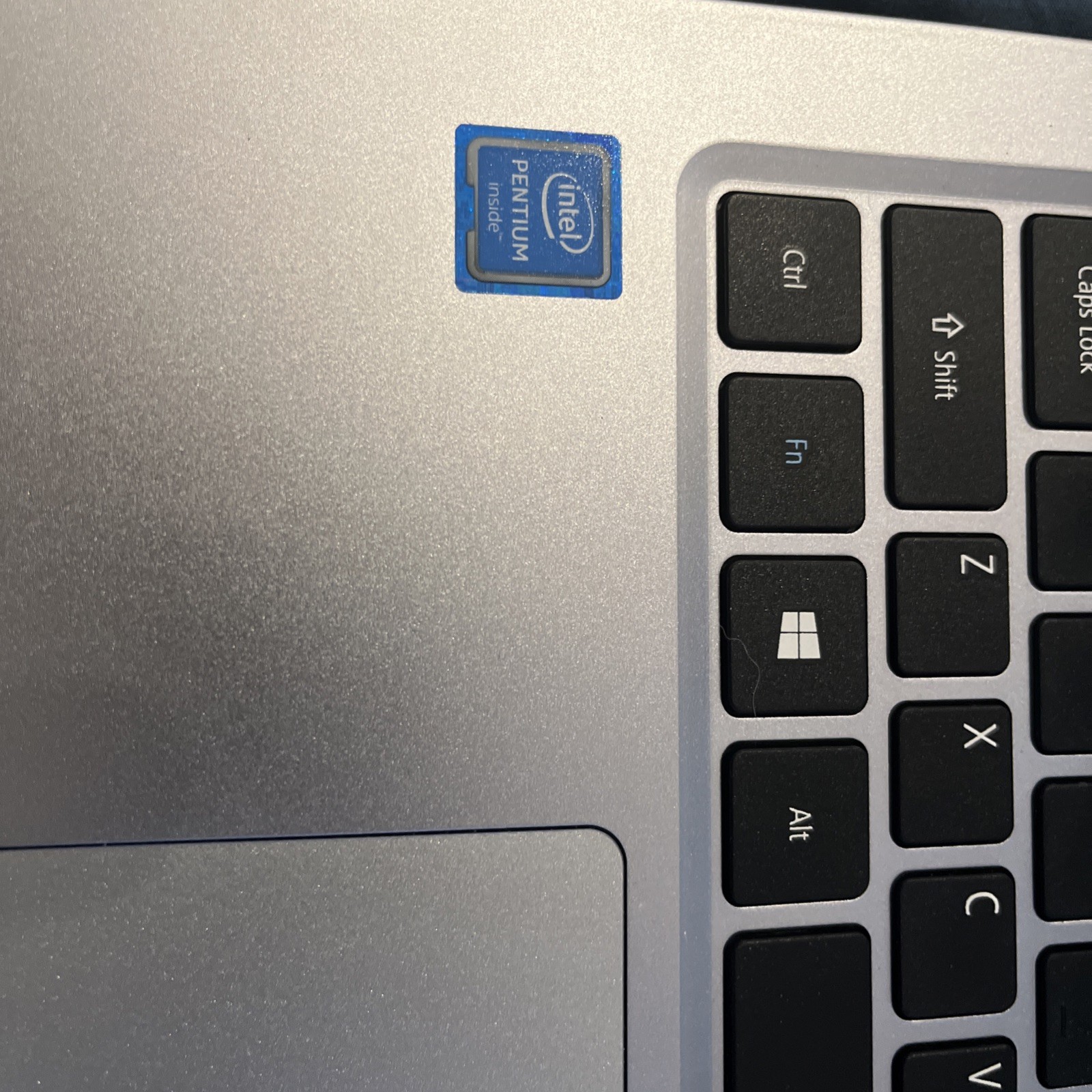 Perfect Accer Swift SF113-31 Intel Pentium N4200 1.10GHZ 4GB 64GB SSD 13.3″