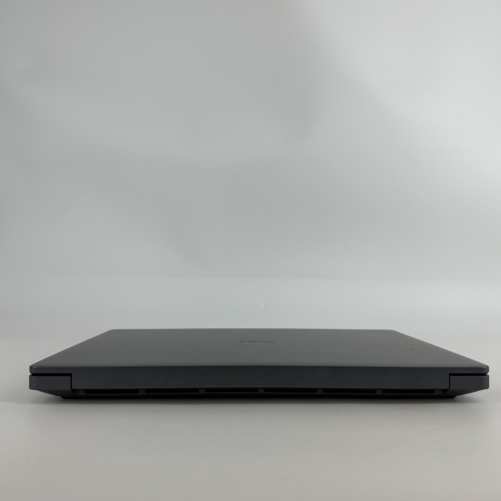 Dell Pro Max 18 Plus MB18250 5.GHz Ultra 9 285HX 64GB 1TB RTX PRO 2000 Blackwell