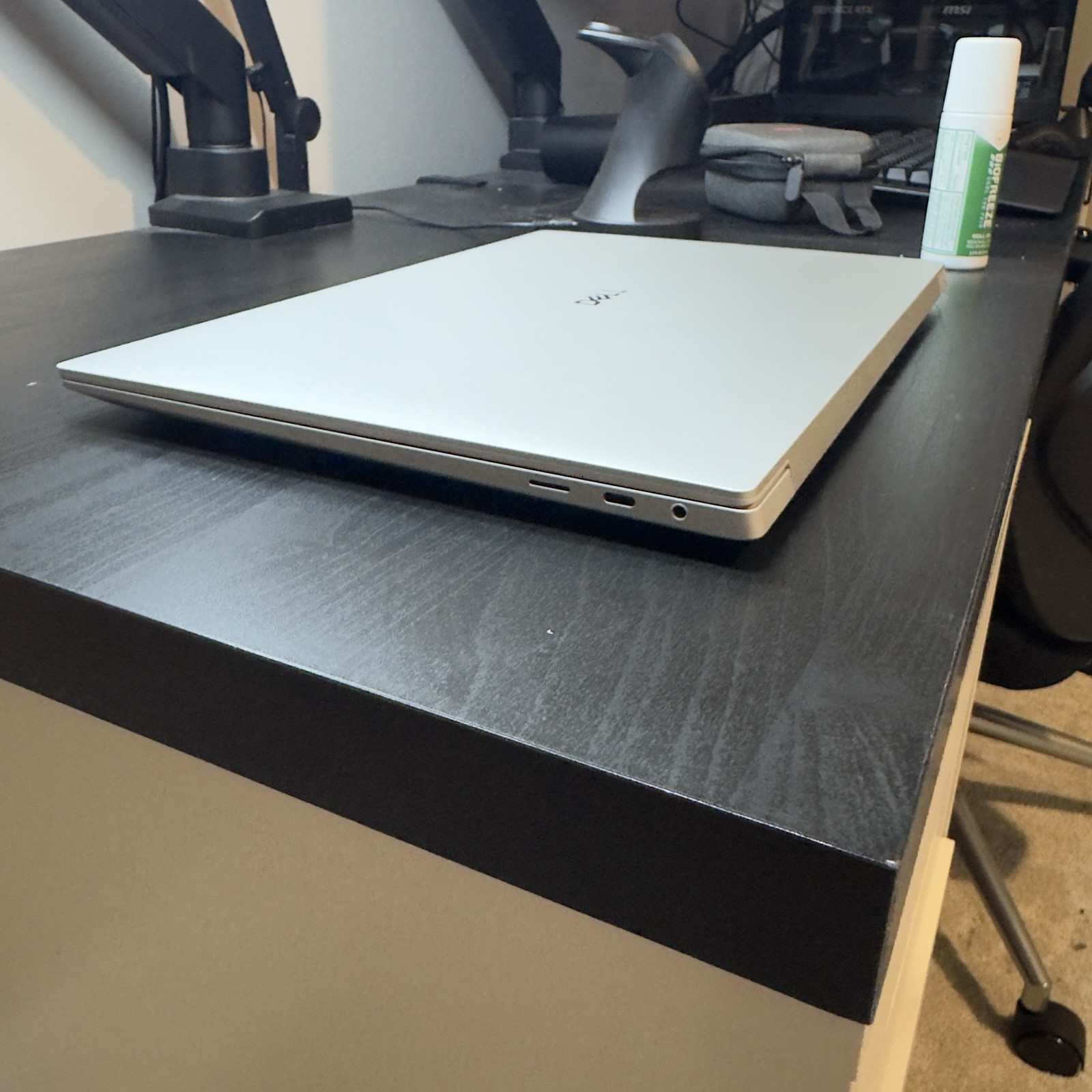 Dell Premium XPS 16 (ULTRA 7 255H 32GB RAM 1TB NVIDIA 5050) 120HZ 4k OLED