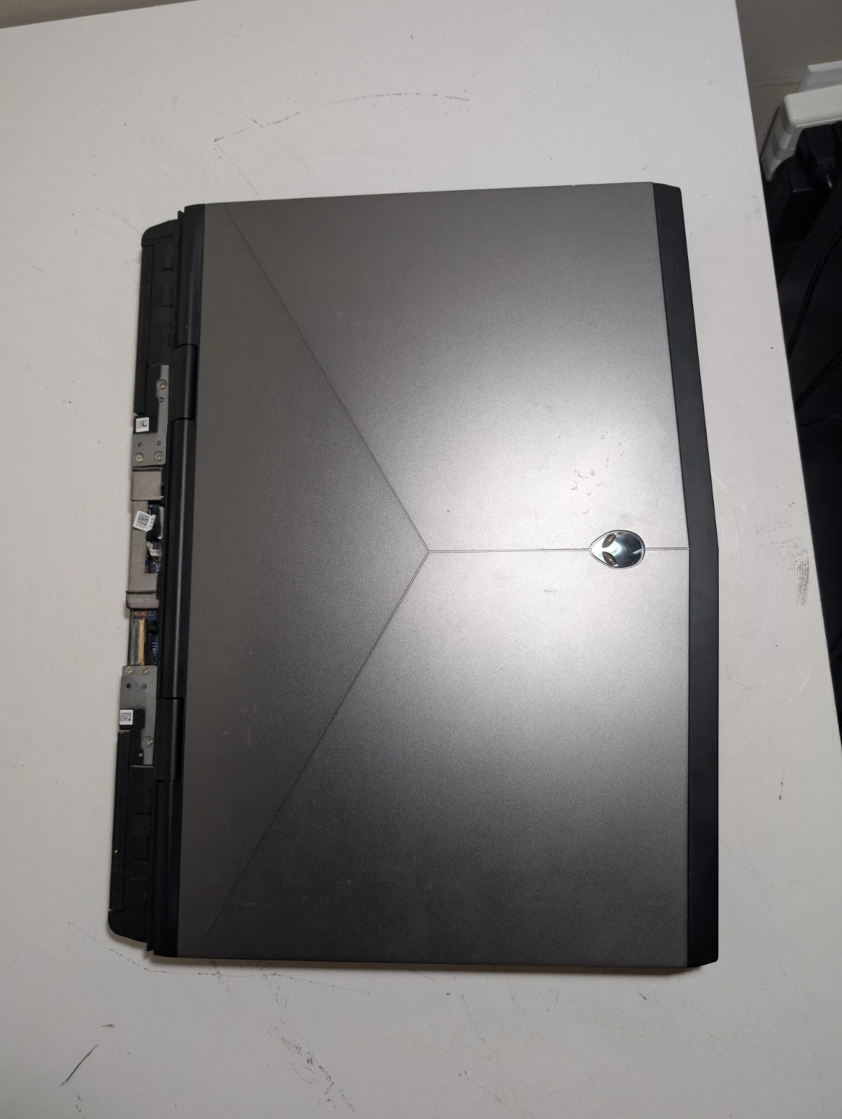 Alienware 17 R4 i7-6700HQ 2.6GHz 8GB RAM 128GB SSD Nvidia GeForce GTX 1070