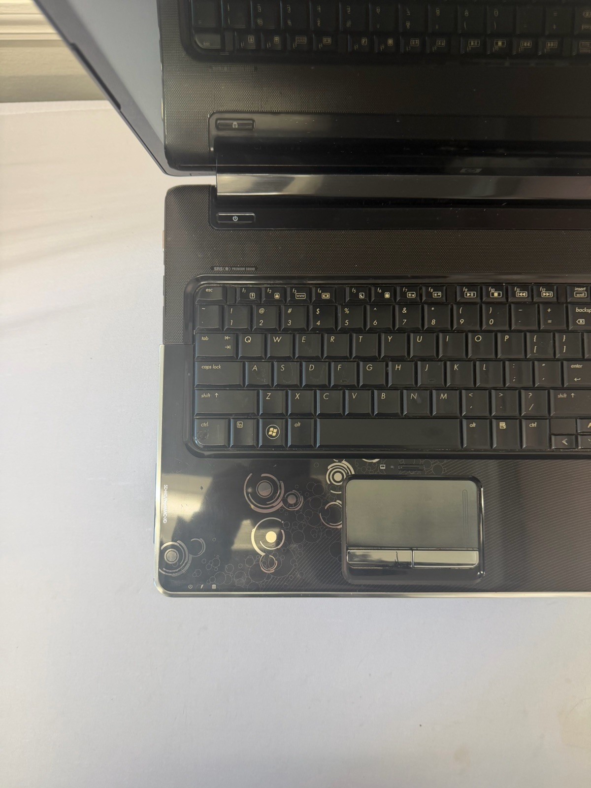 HP Pavillion dv7-3000 Laptop – Good Screen – CPU Unknown – Read Des