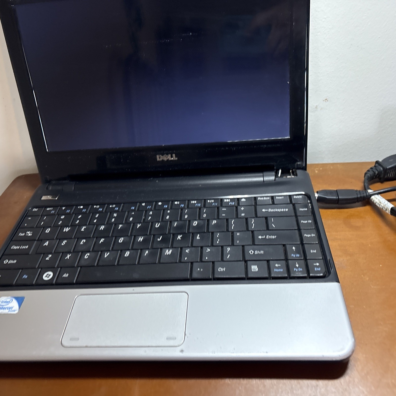 👀 look 👀 Dell Mini Obsidian 11Z Black 11.6″ inch P03T netbook laptop Wndows 7
