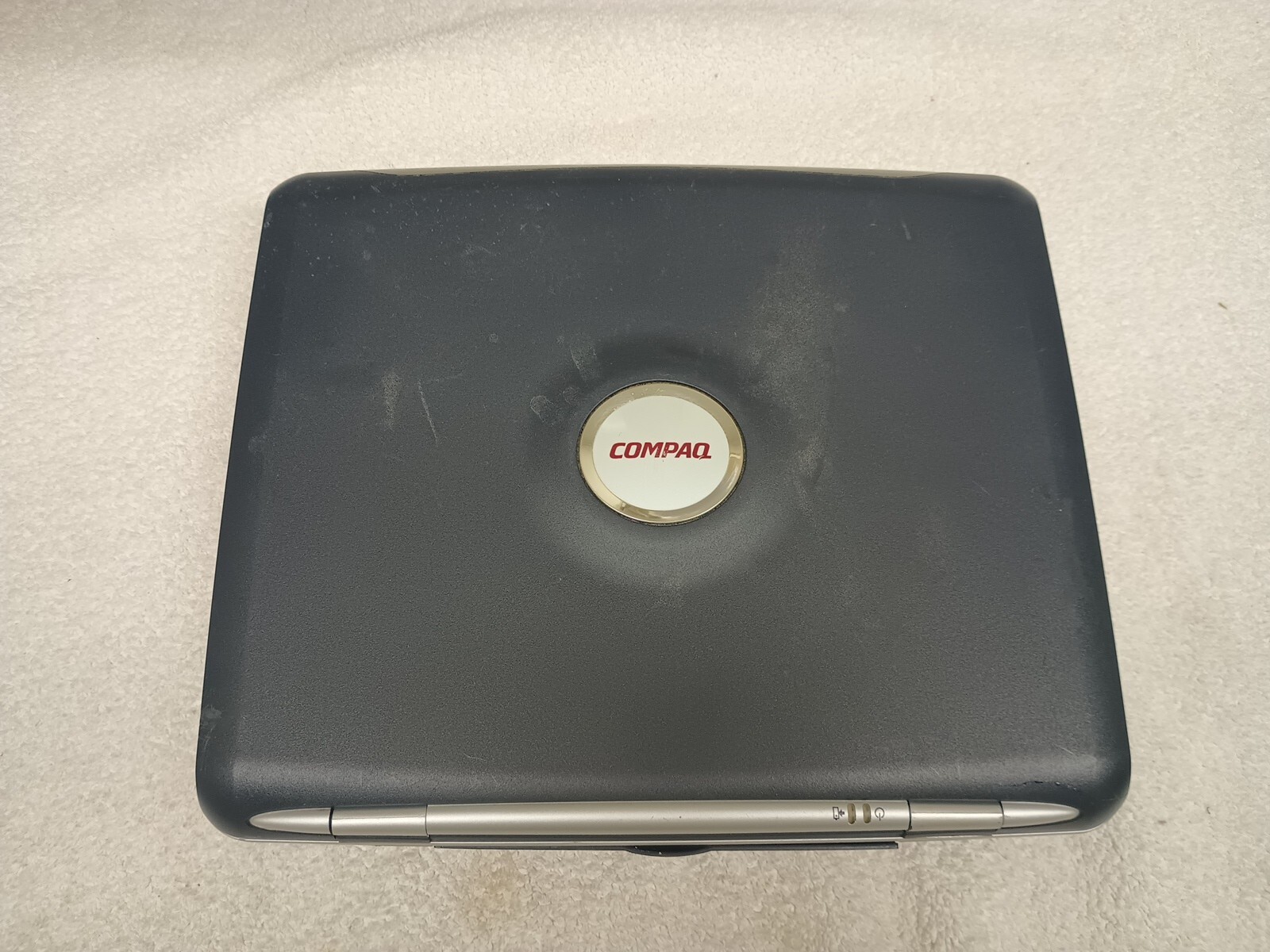 Compaq Presario 700 14.1 Inch Laptop CM2130 Model 725LA For Parts Or Repair