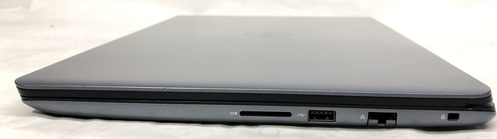 Dell Vostro 5581, Intel Core i7-8565U @1.80GHz, Nvidia MX130, 8GB RAM, NO SSD/OS