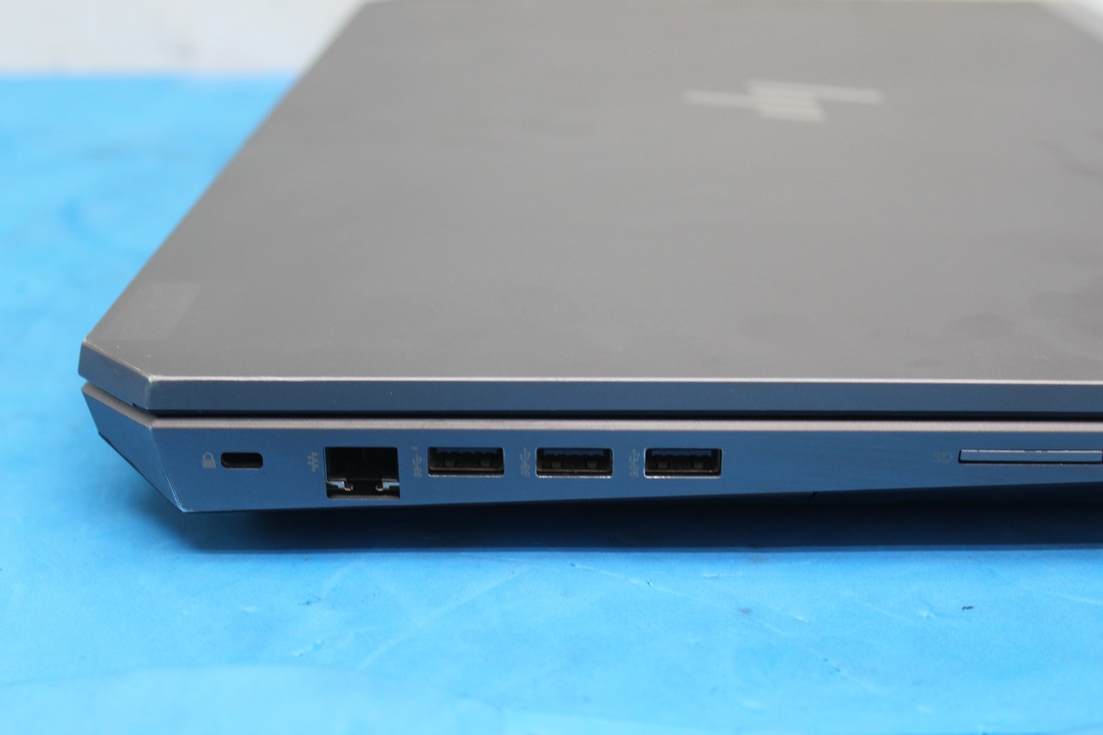HP ZBOOK 17 G6 WORKSTATION XEON E-2286M 64GB 1TB M.2 SSD RTX 5000 W11PRO T9-A12