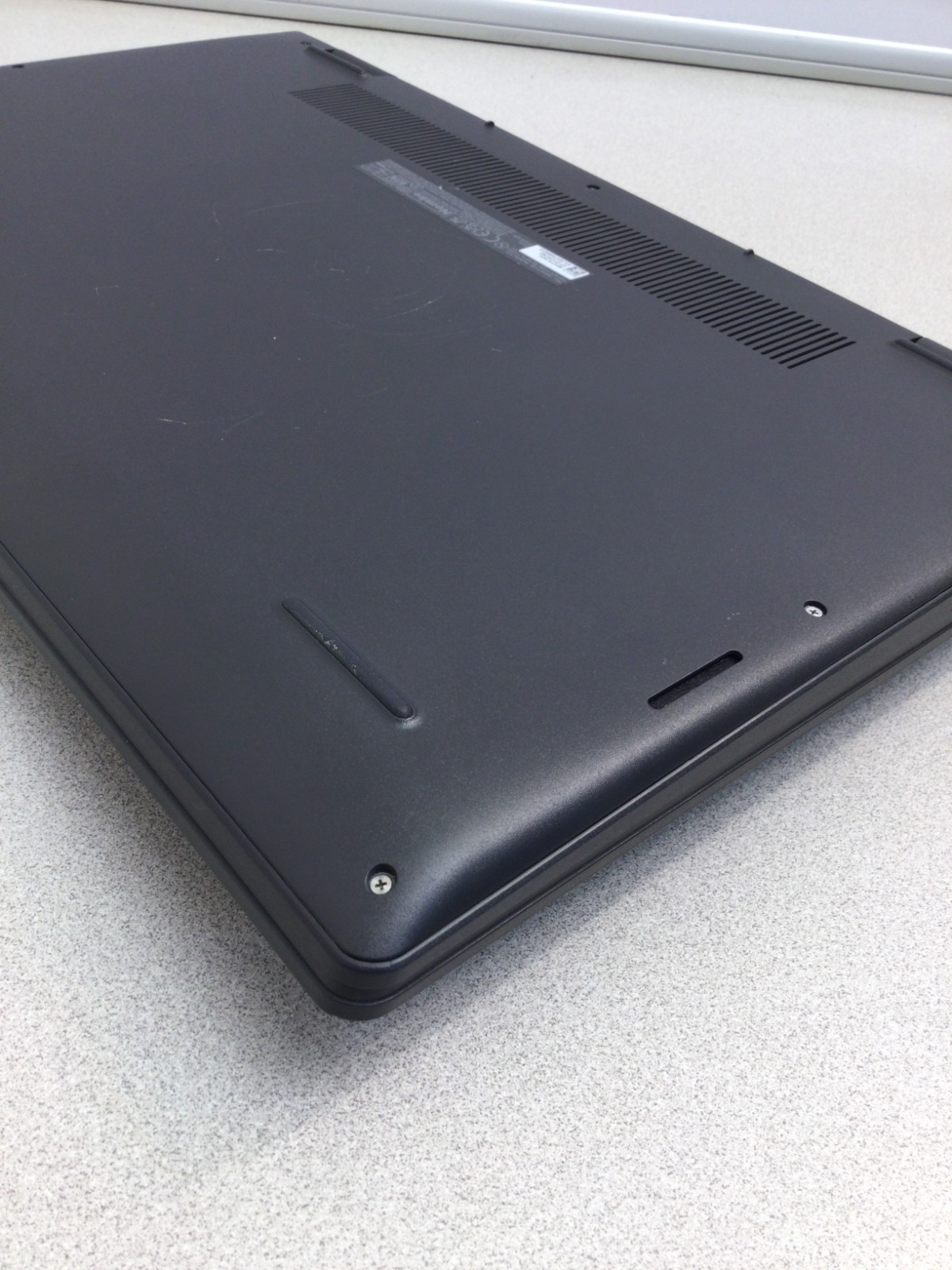 Dell inspiron 15 3530 core i5-1305U 1.30GHz 12GB RAM 256 GB SSD WIN 11 HOME