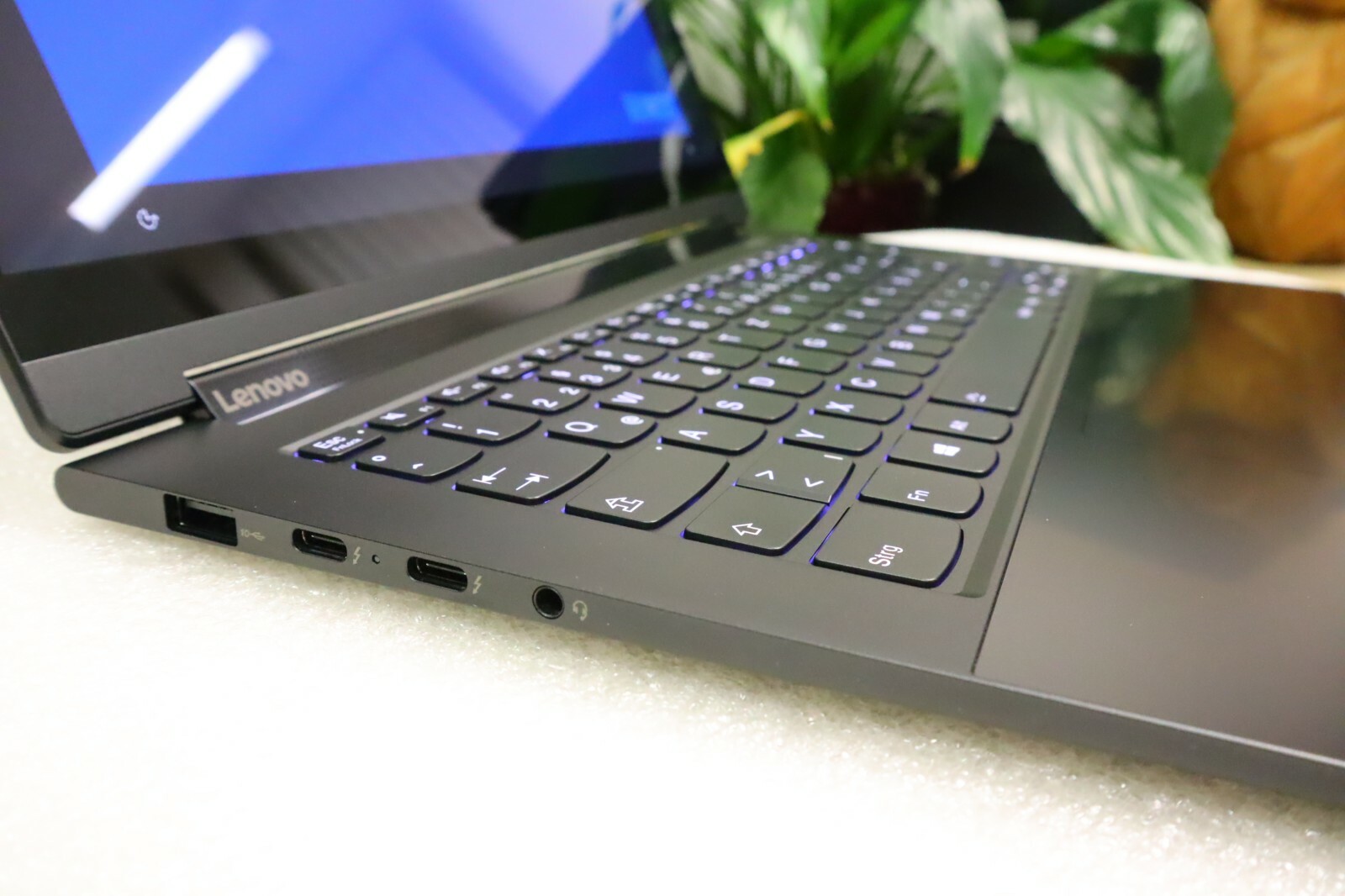 VAT-FREE: US-ENGLISH LENOVO YOGA 9 I7-1185G7 UHD-TOUCH 16GB PEN ENGLISH 2-in-1