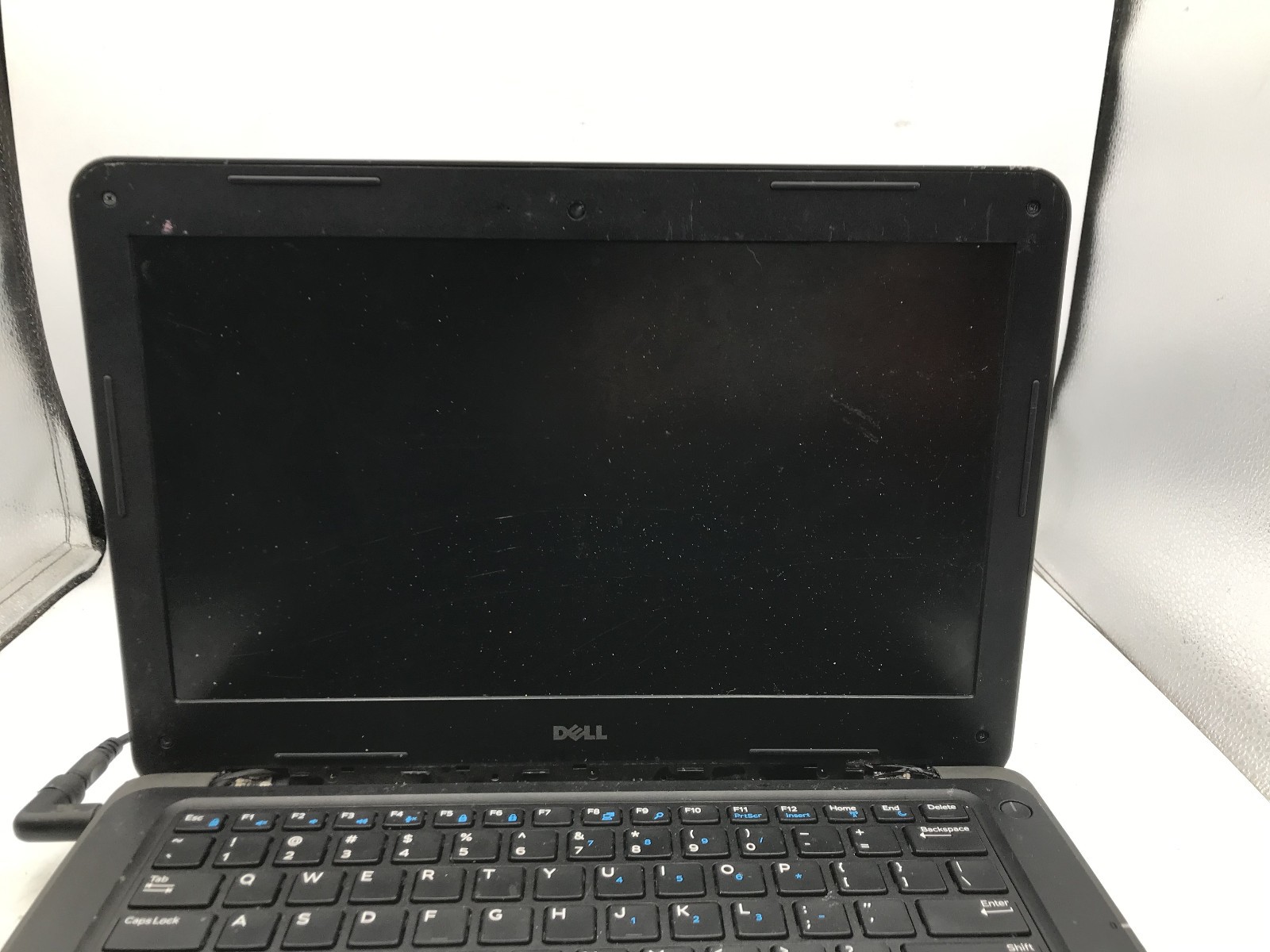 DELL LATITUDE 3380 – LOT OF 2 – FOR PARTS/REPAIR – INTEL I5 7TH GEN – NO RAM -BB