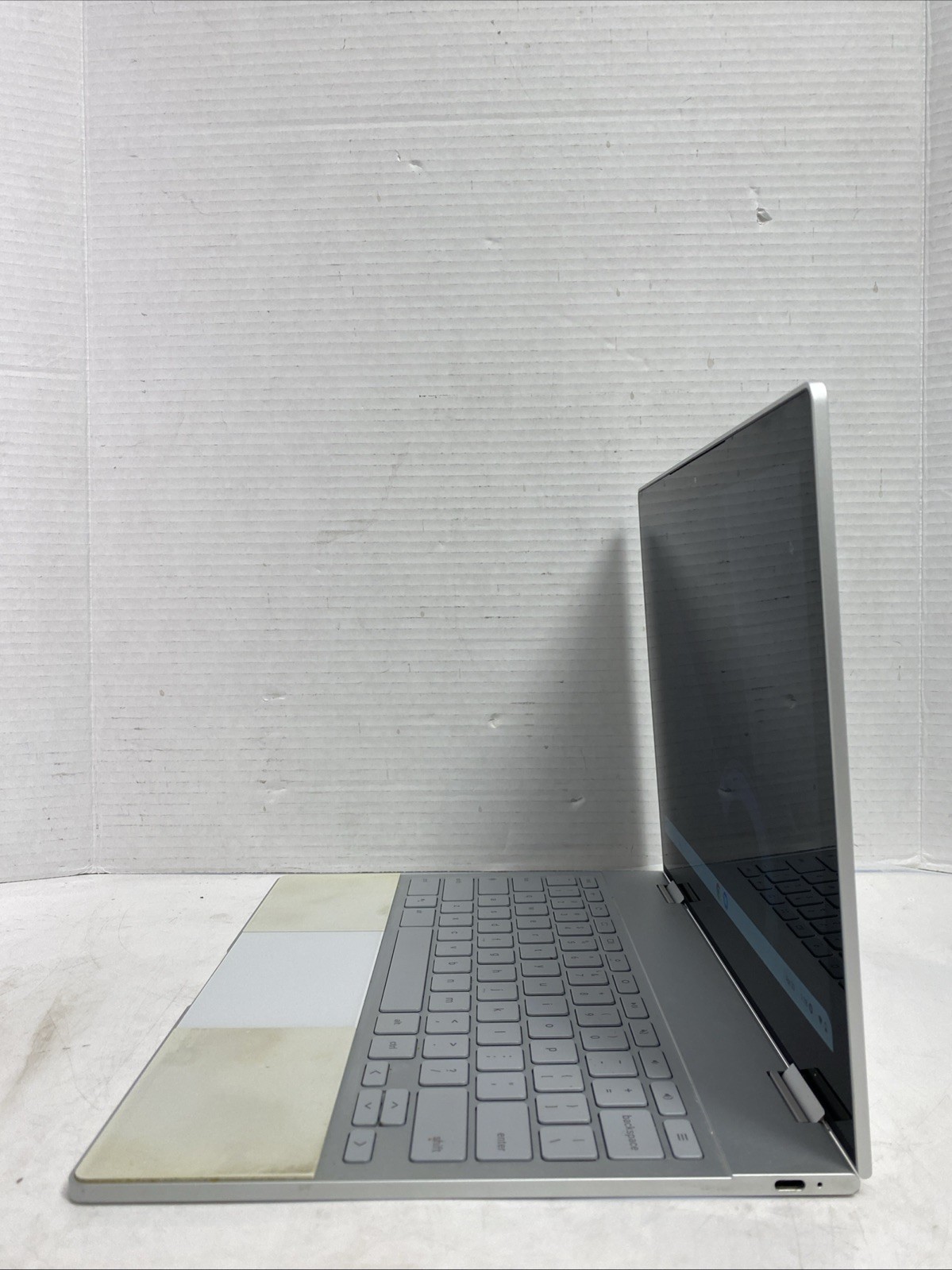 Google Pixelbook 2 in 1 Chrome Core i7-7Y75 , 1.30GHz 16GB RAM 8GB SSD