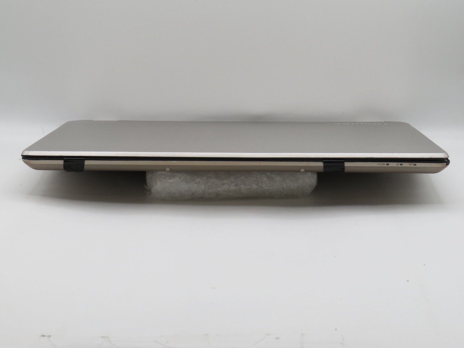 Toshiba Satellite Radius P55W | i7-4510U @ 2GHz | 8GB DDR3 | No OS/HDD | PARTS