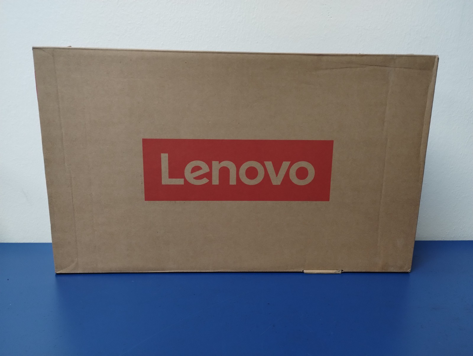 LENOVO IdeaPad Pro 5 1IAH10, Intel Core Ultra 9 285H, 2.90 GHz 32 GB, 1 TB NVMe