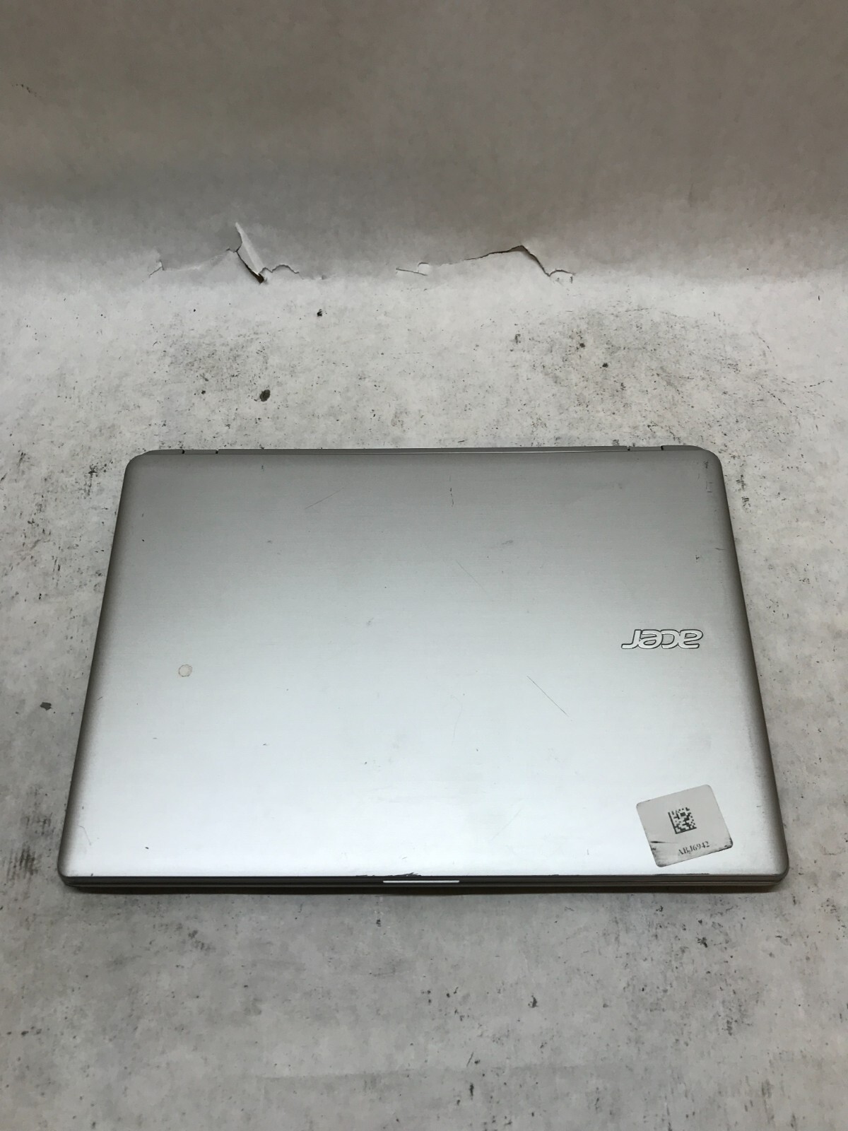 Acer Aspire V5 12″ V5-122P-0864 AMD A4-1250 2GB RAM For Parts/Repair NO POWER DW