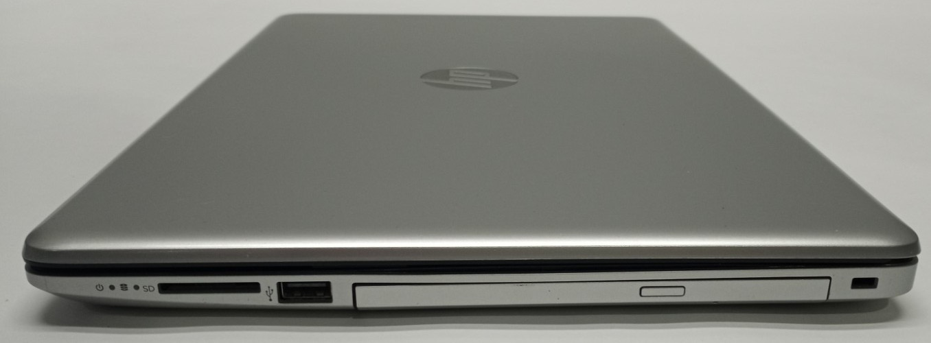 HP 15-da0xxx Notebook PC 15.6″ i3-8130u@2.20GHz 4GB RAM No HDD No OS MC430*!