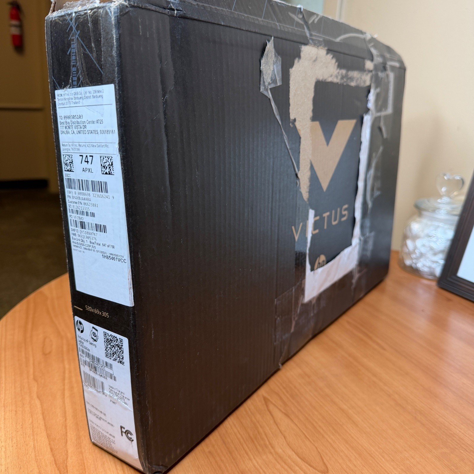 HP Victus 15 Laptop, 15.6″ FHD 144Hz, Ryzen 7 7445HS, 16GB, 512GB, RTX 4050