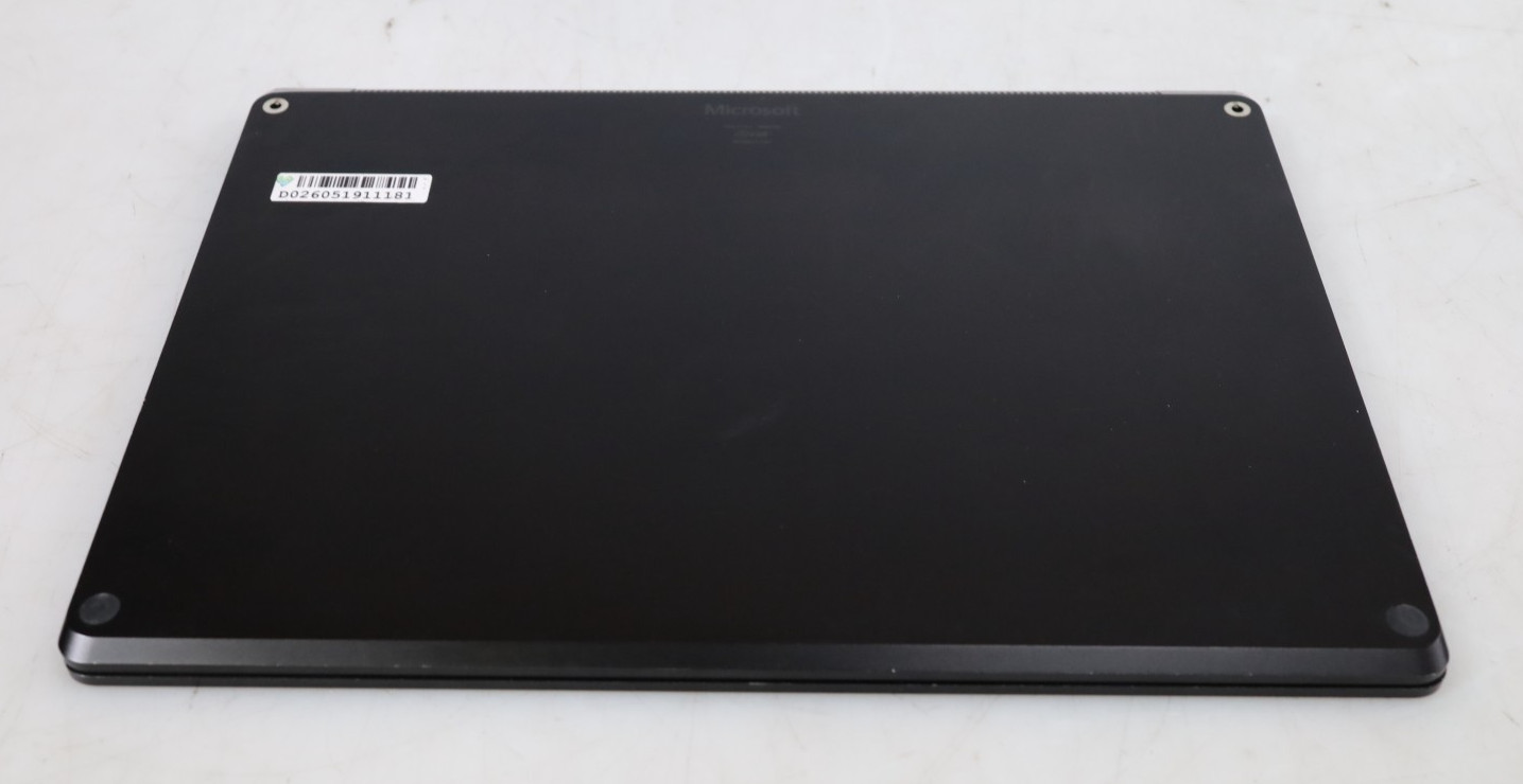 Microsoft Surface Laptop 4 13.5″ AMD Ryzen 7 16GB 512GB SSD AMD Vega No COA OS