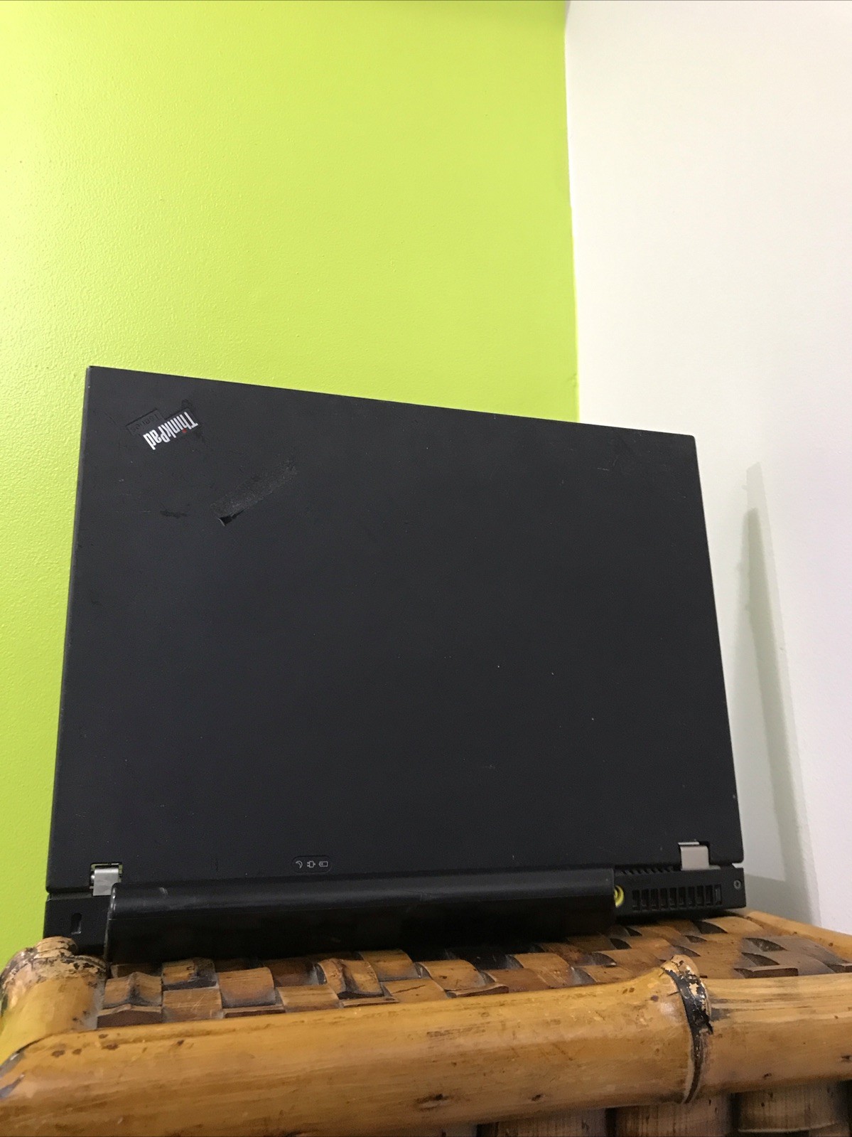 Lenovo Thinkpad T61 Laptop Computer – Weak Battery