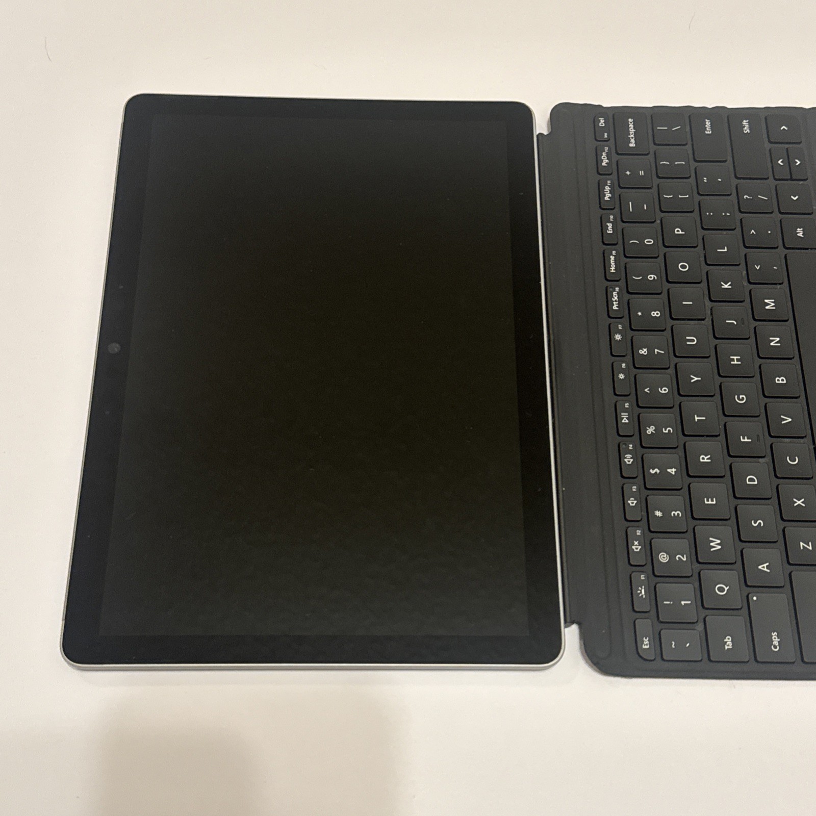 Microsoft Surface Go 2, 1926, 10.5″, 8GB RAM, 128GB SSD