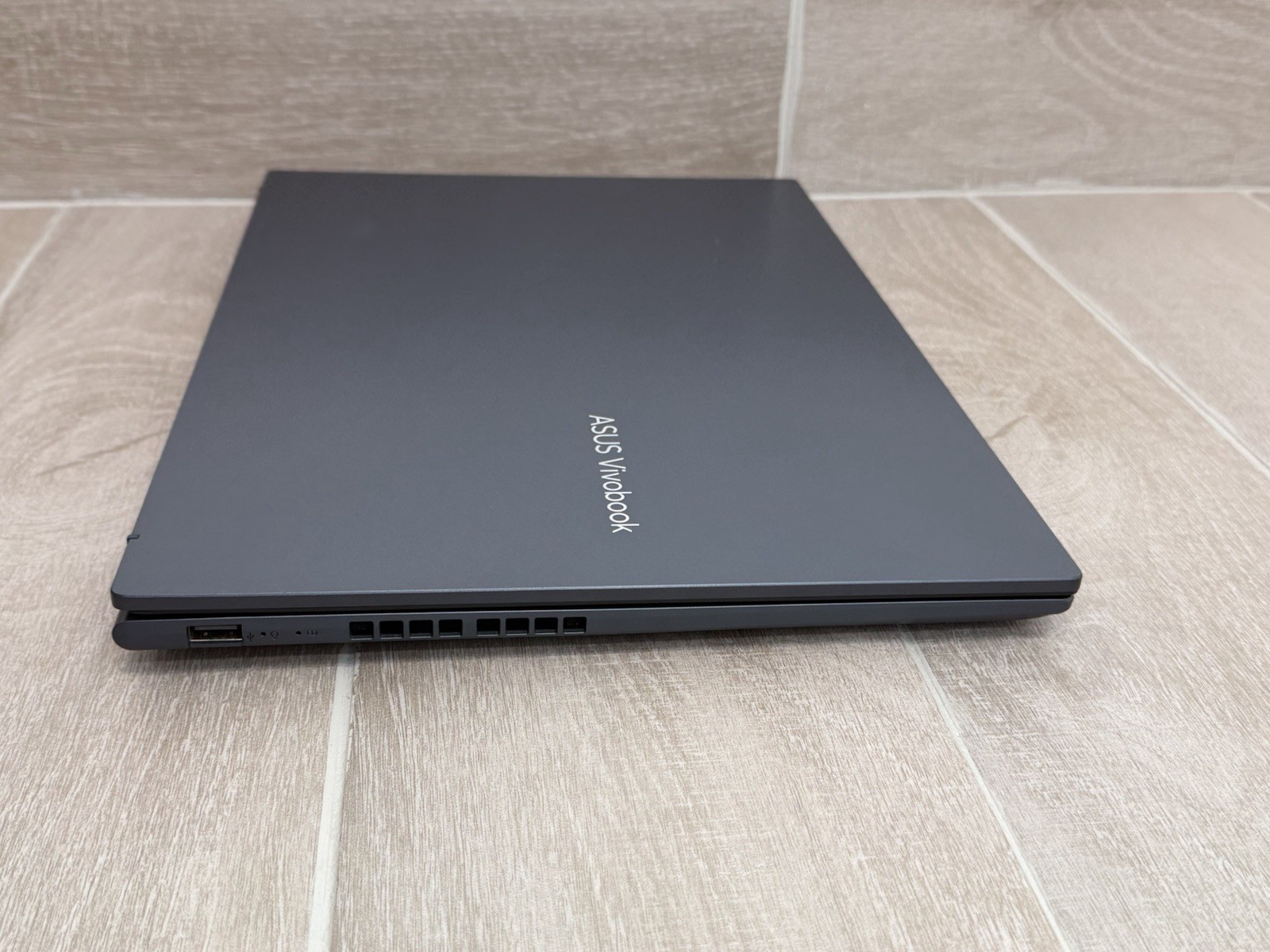 ASUS Vivobook M1603Q 16″ AMD Ryzen 7 5800HS 512GB NVMe SSD 12GB RAM Win-11